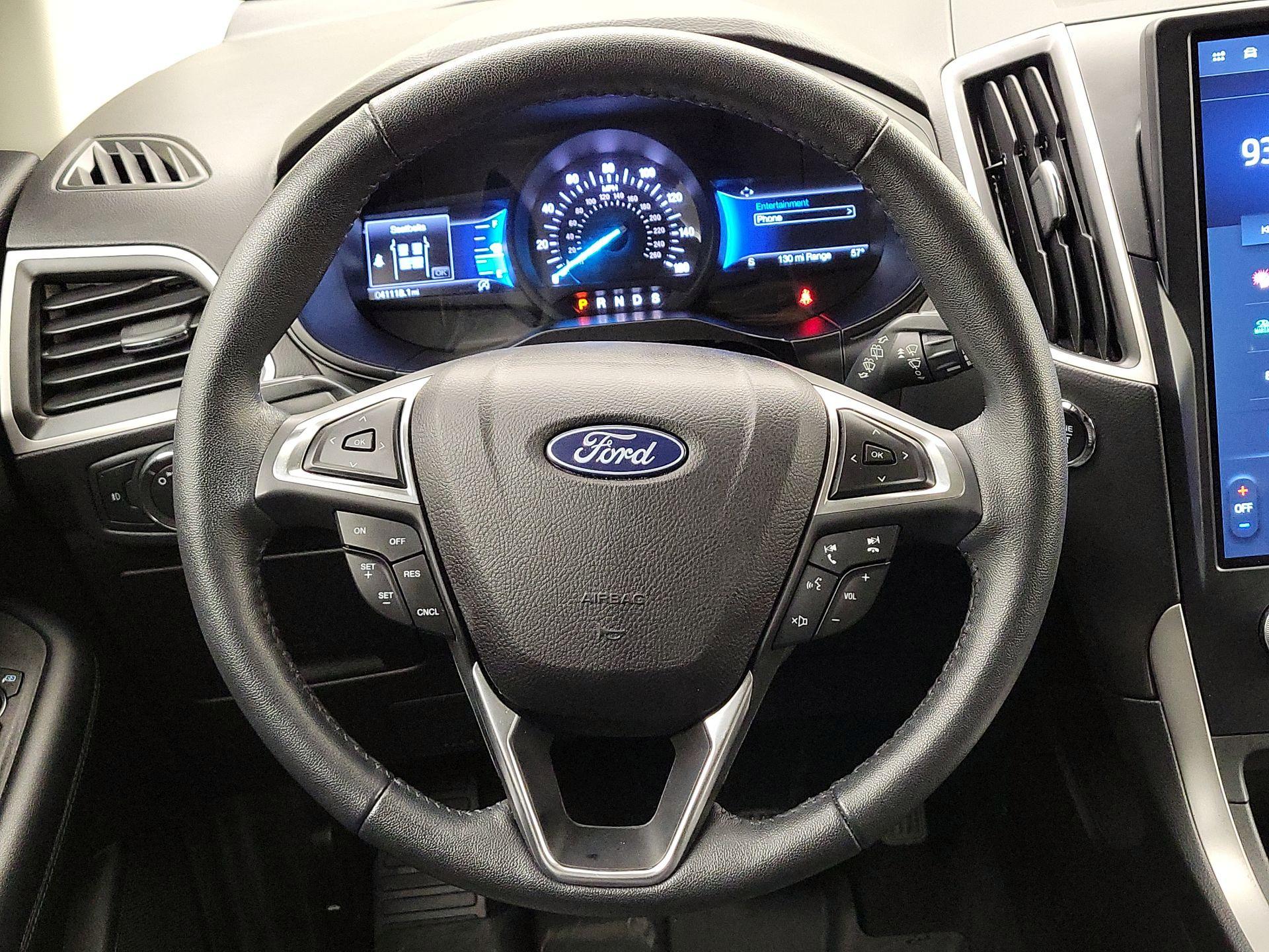 Thumbnail: 2022 Ford Edge - 10