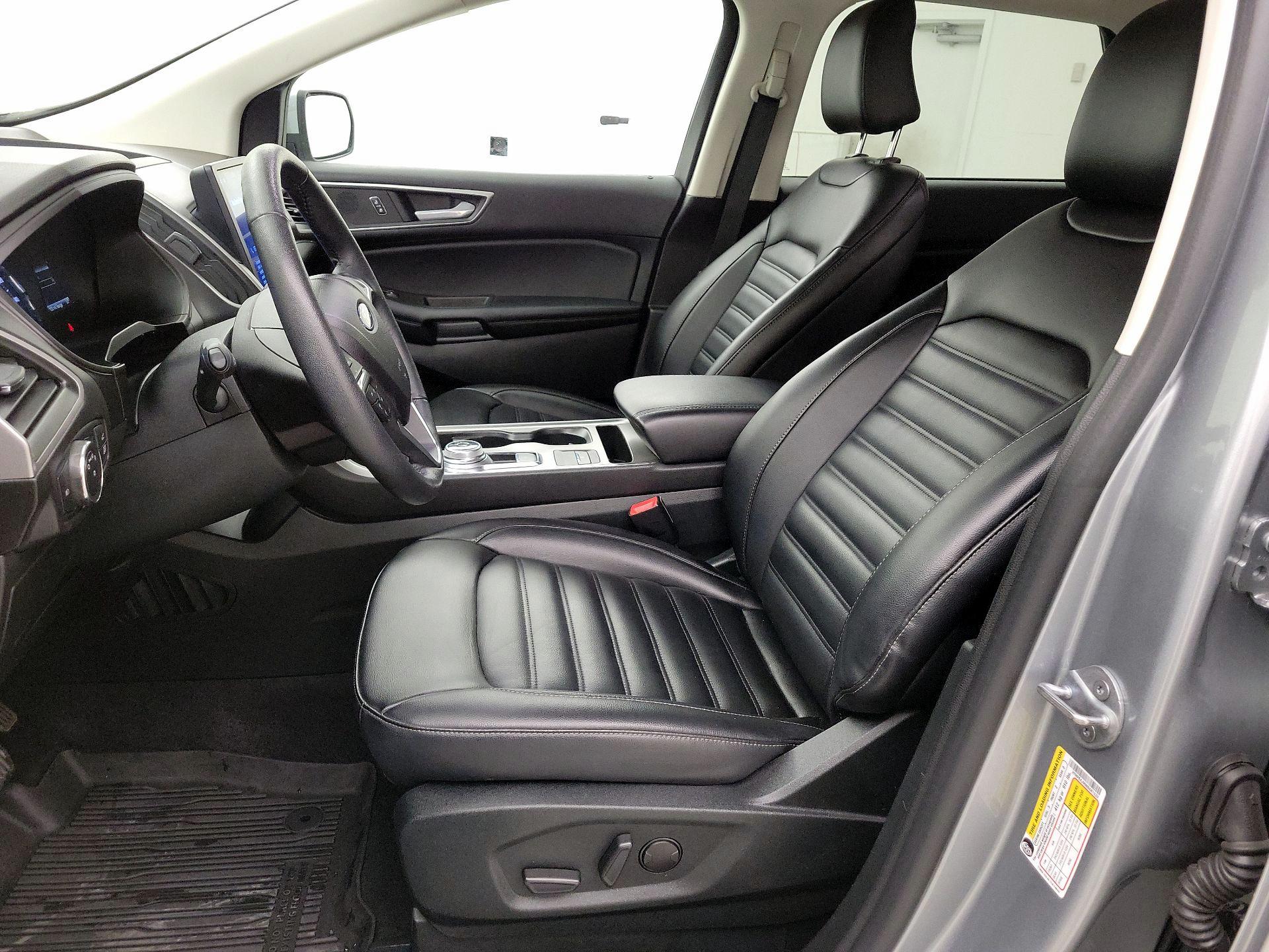 Thumbnail: 2022 Ford Edge - 11