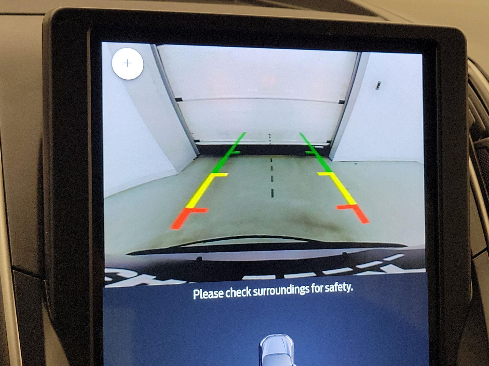 Thumbnail: 2022 Ford Edge - 14