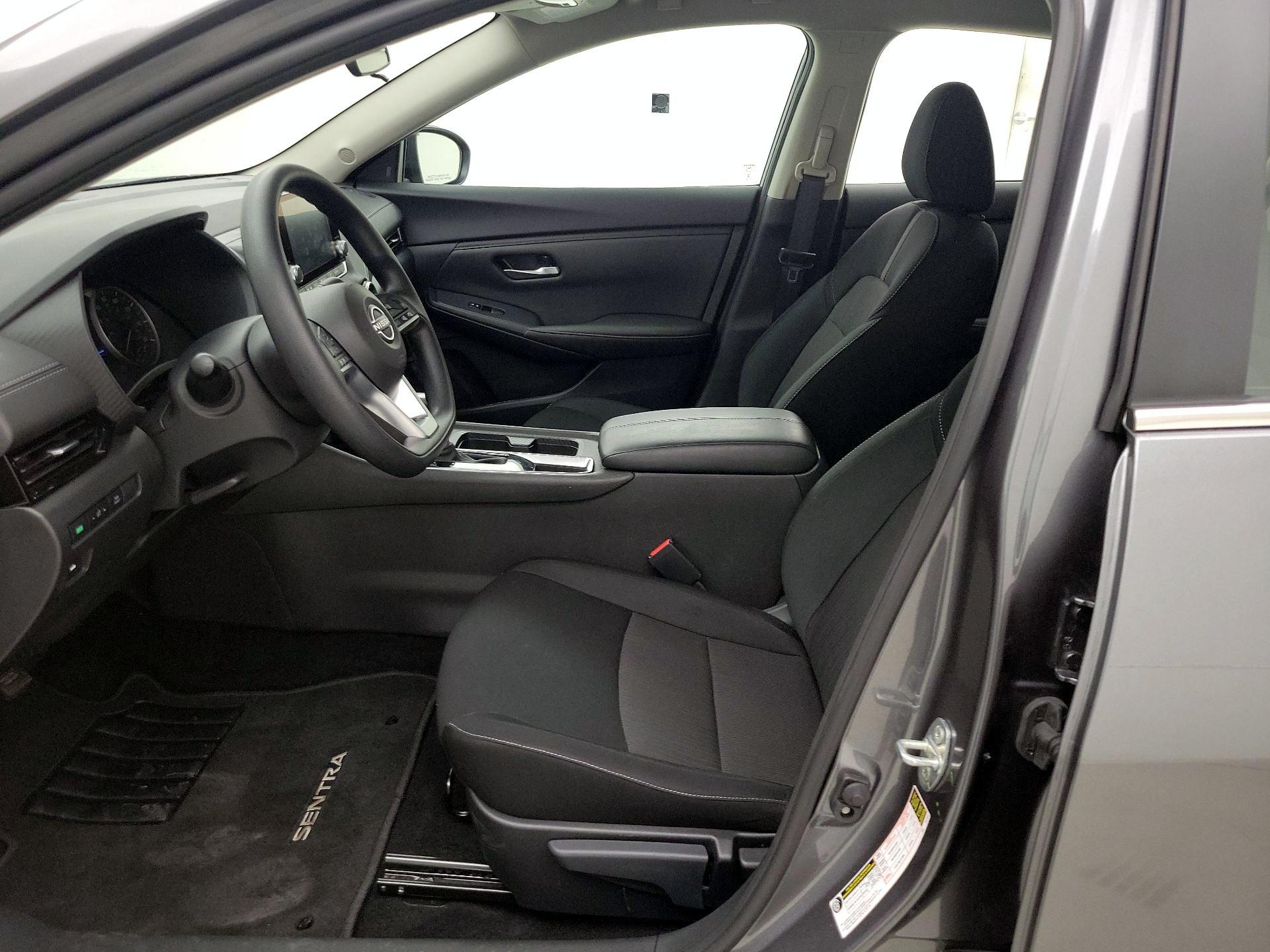 Thumbnail: 2025 Nissan Sentra - 11