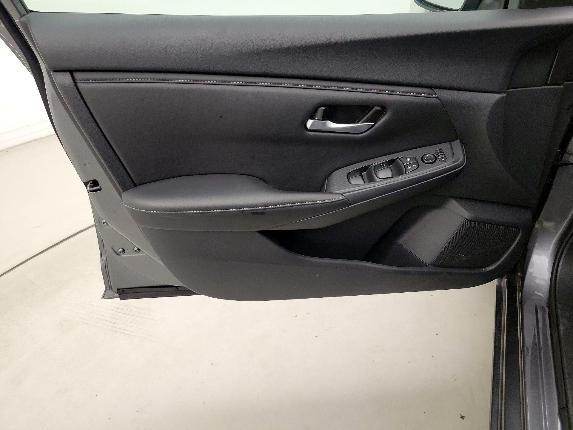 Thumbnail: 2025 Nissan Sentra - 12