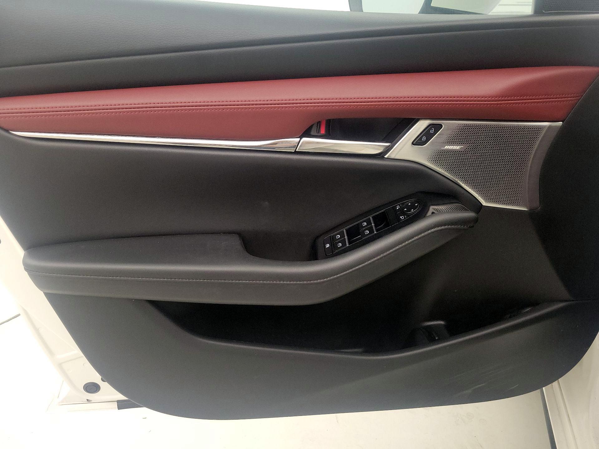 Thumbnail: 2021 Mazda Mazda3 - 12