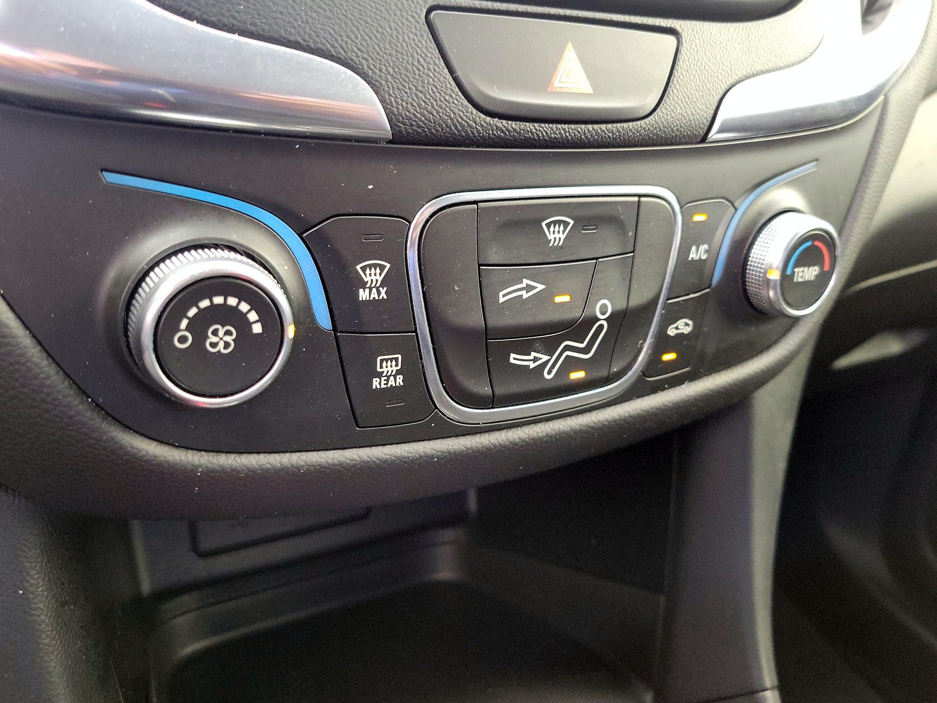 Thumbnail: 2021 Chevrolet Equinox - 16