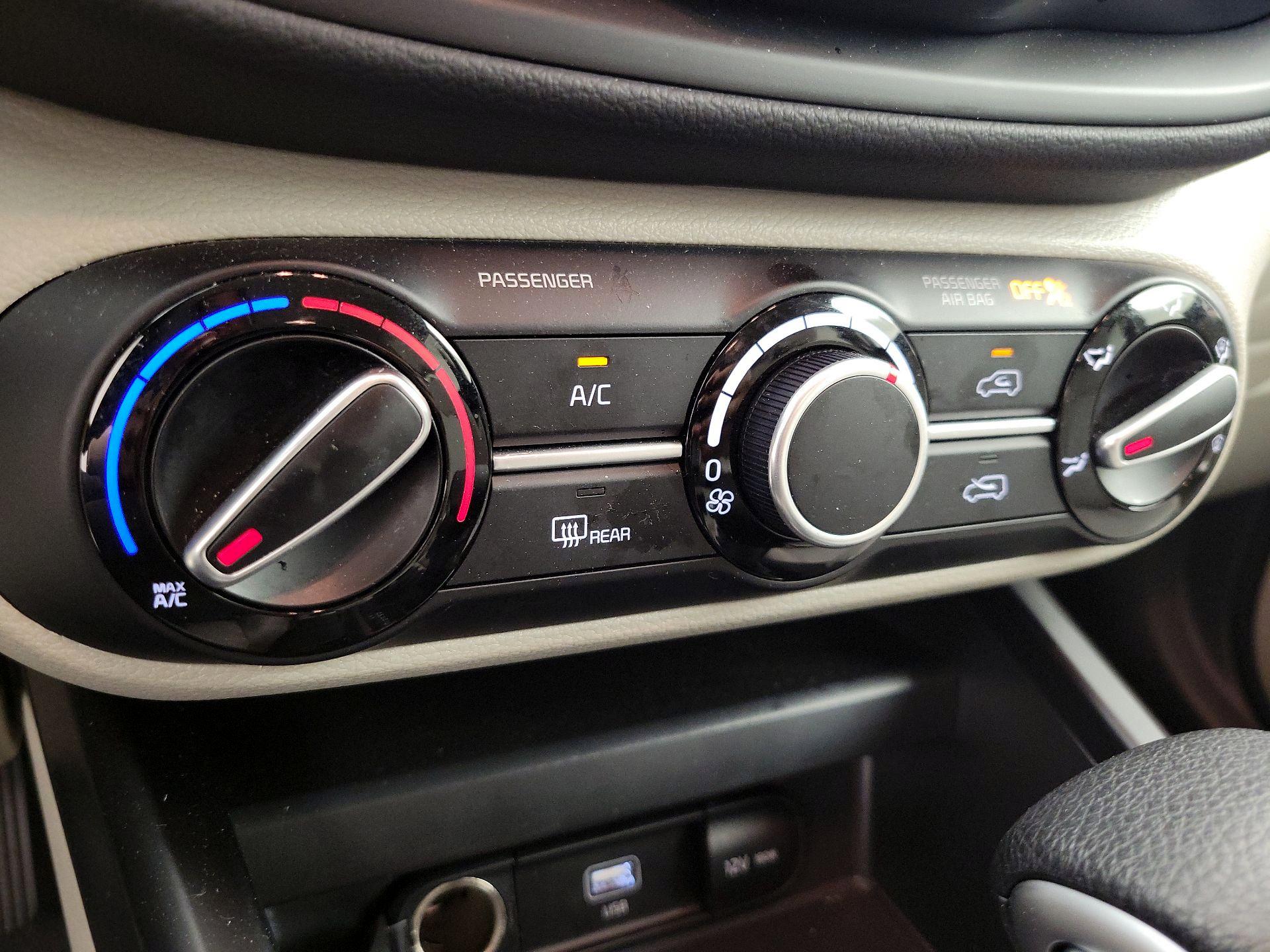 Thumbnail: 2025 Kia Soul - 16