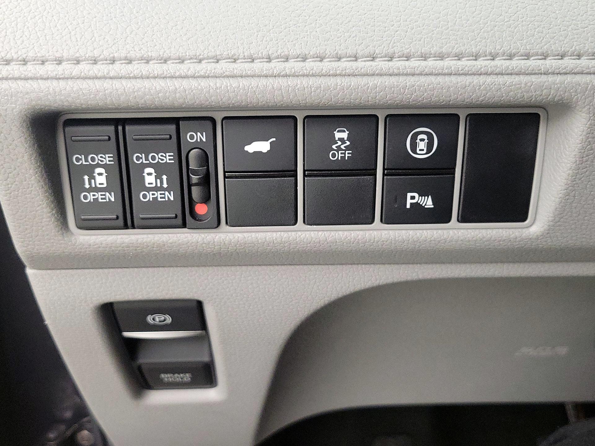 Thumbnail: 2024 Honda Odyssey - 13