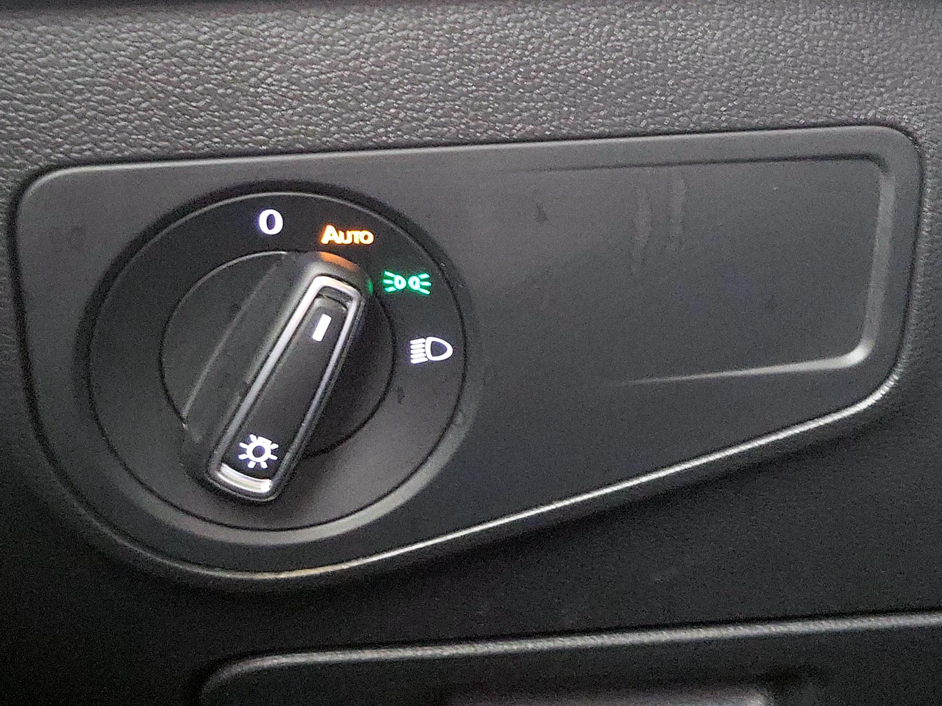 Thumbnail: 2024 Volkswagen Tiguan - 13