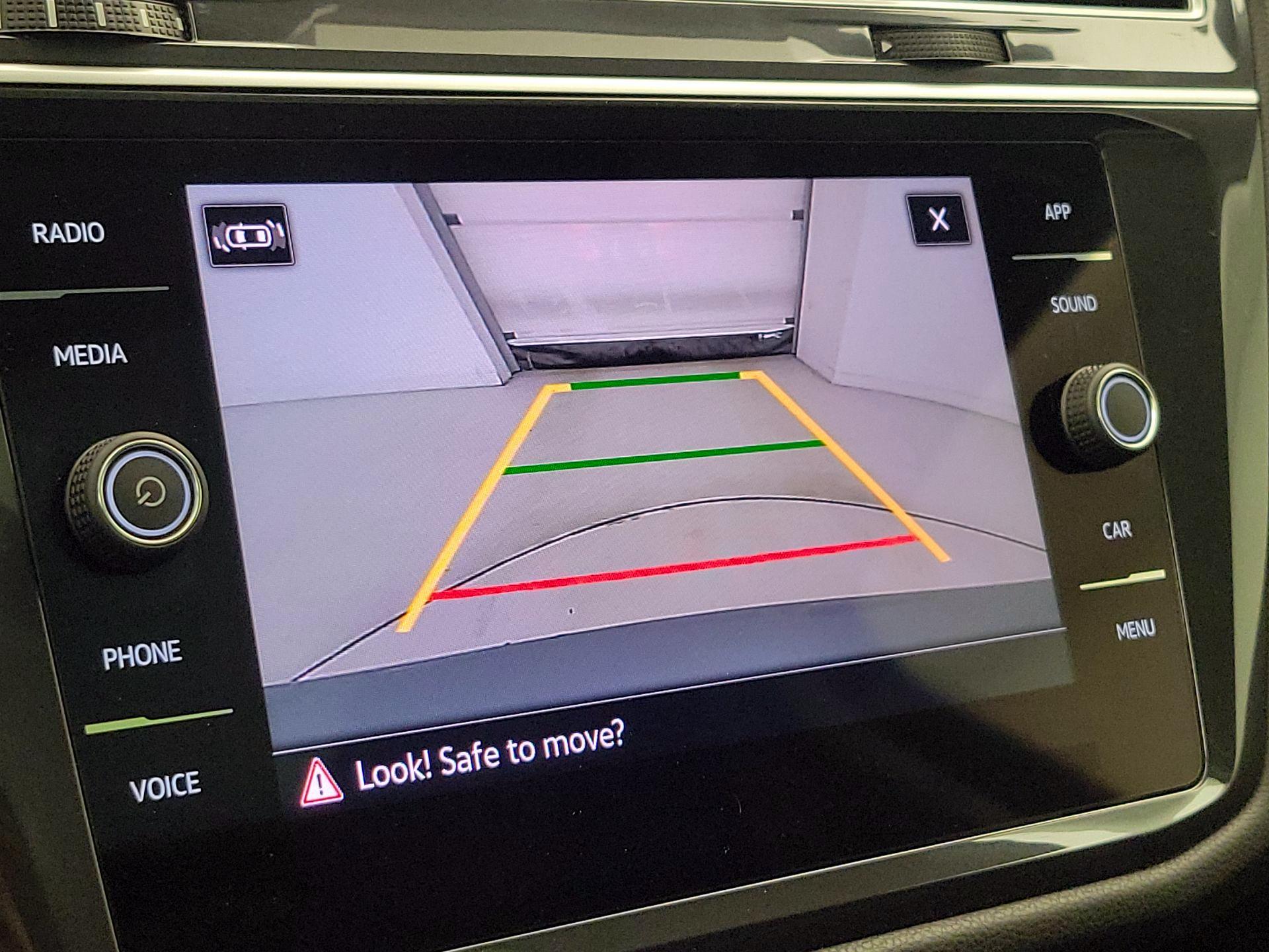 Thumbnail: 2024 Volkswagen Tiguan - 14