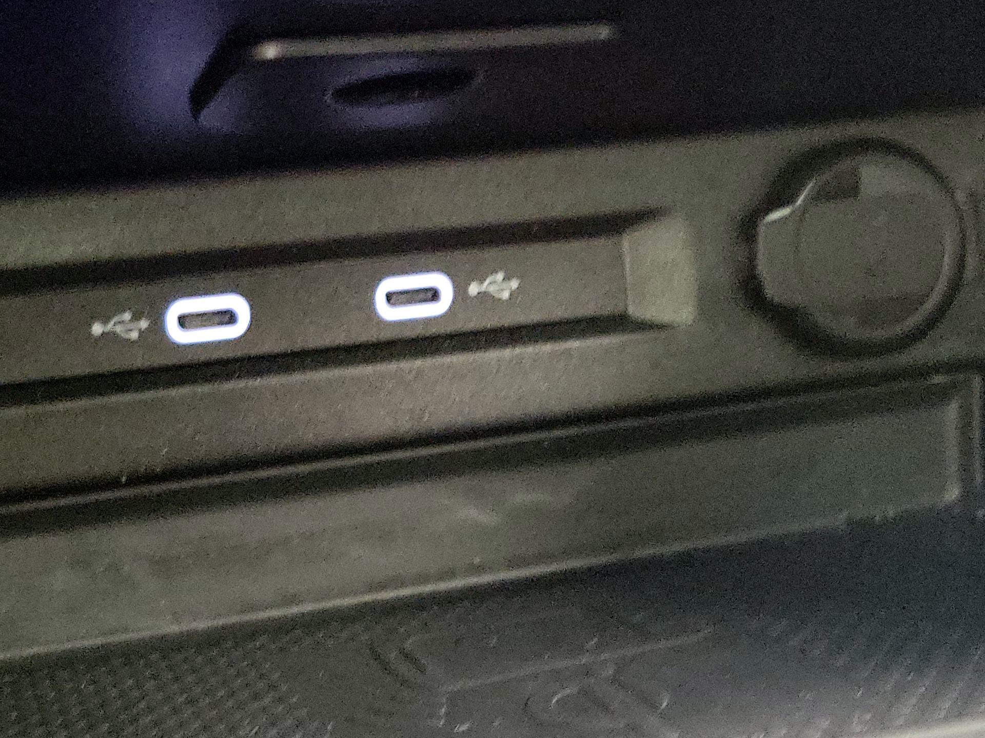 Thumbnail: 2024 Volkswagen Tiguan - 18