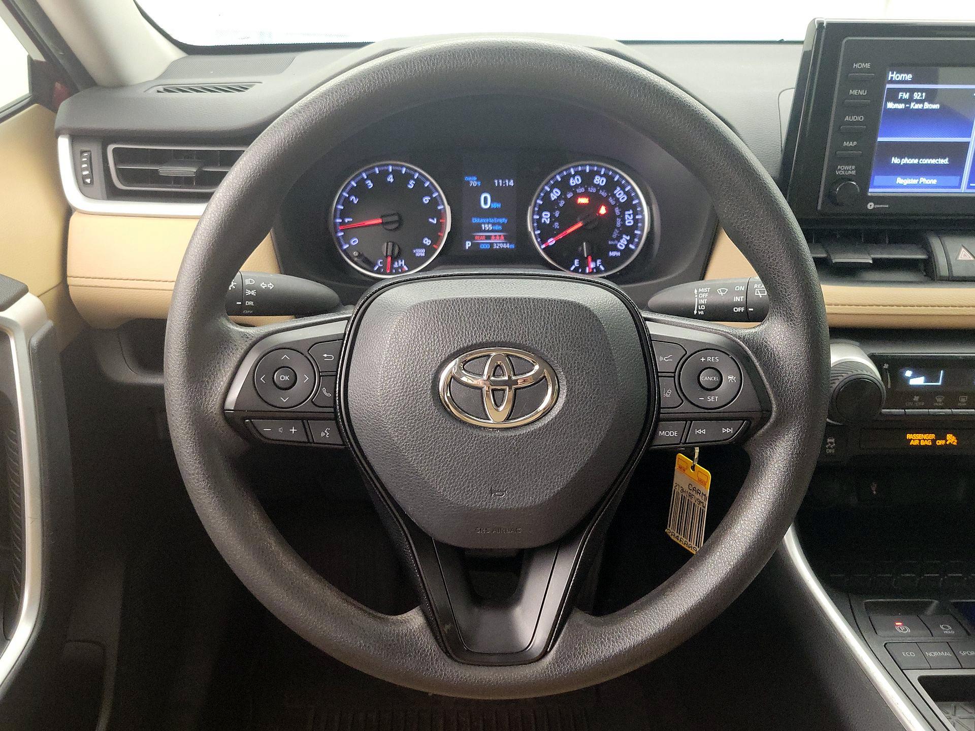 Thumbnail: 2021 Toyota RAV4 - 10