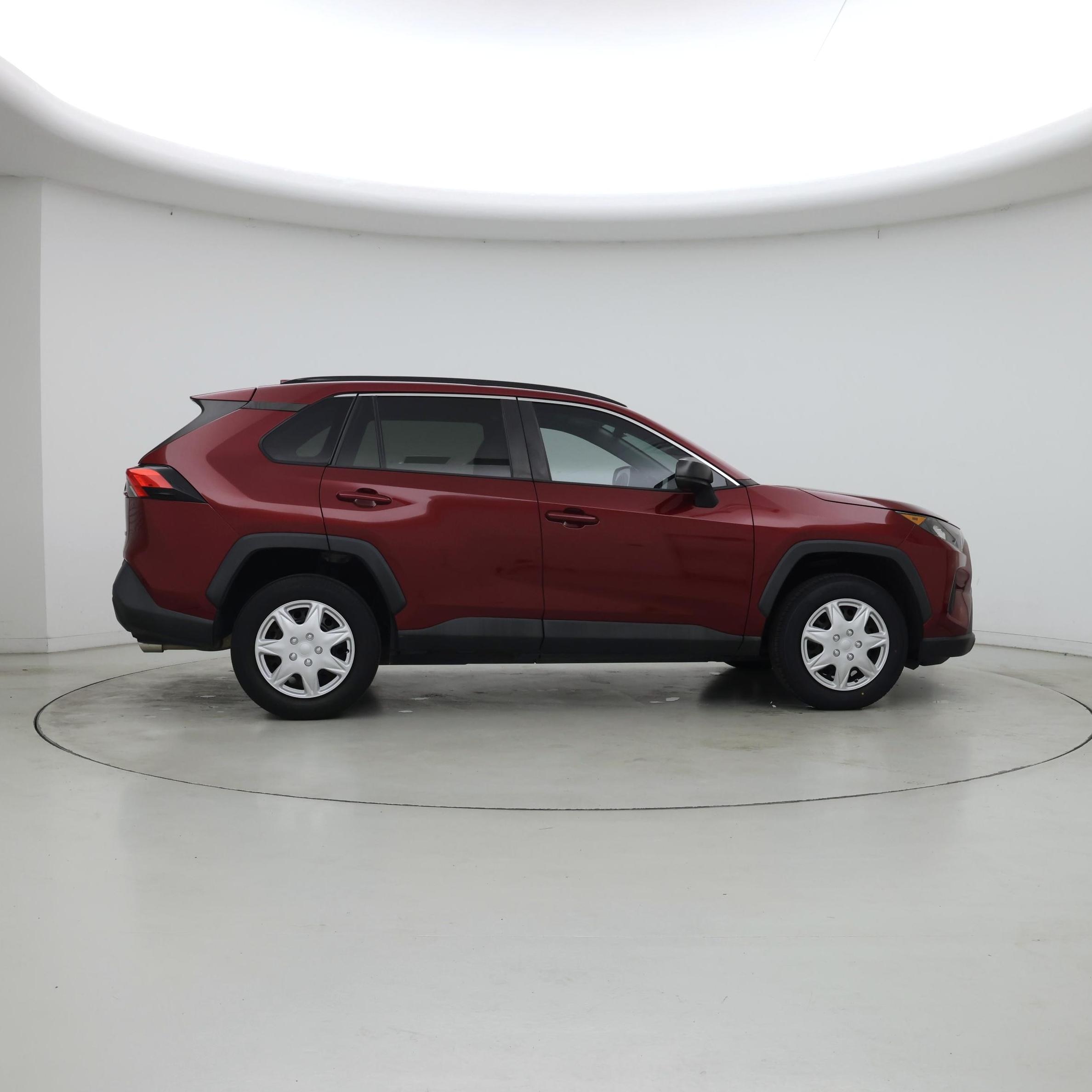 Thumbnail: 2021 Toyota RAV4 - 7