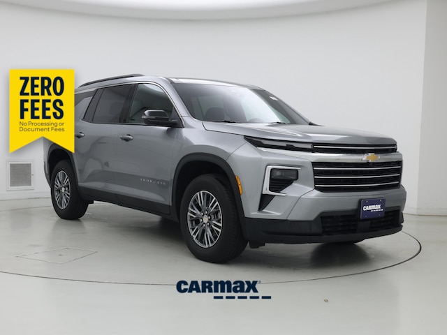 Gray 2025 Chevrolet Traverse SUV / Crossover Front-Wheel Drive Automatic