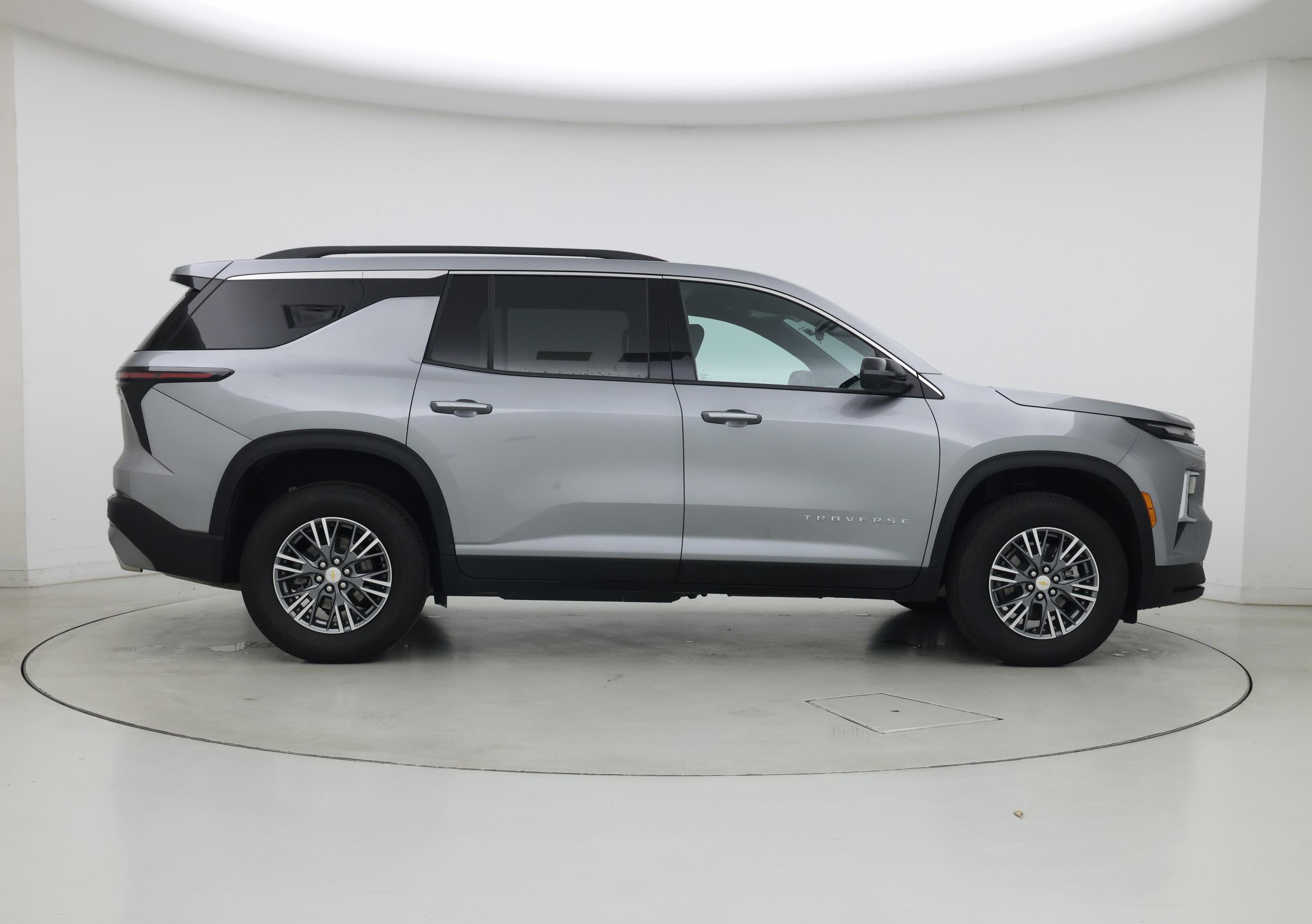 Thumbnail: 2025 Chevrolet Traverse - 7