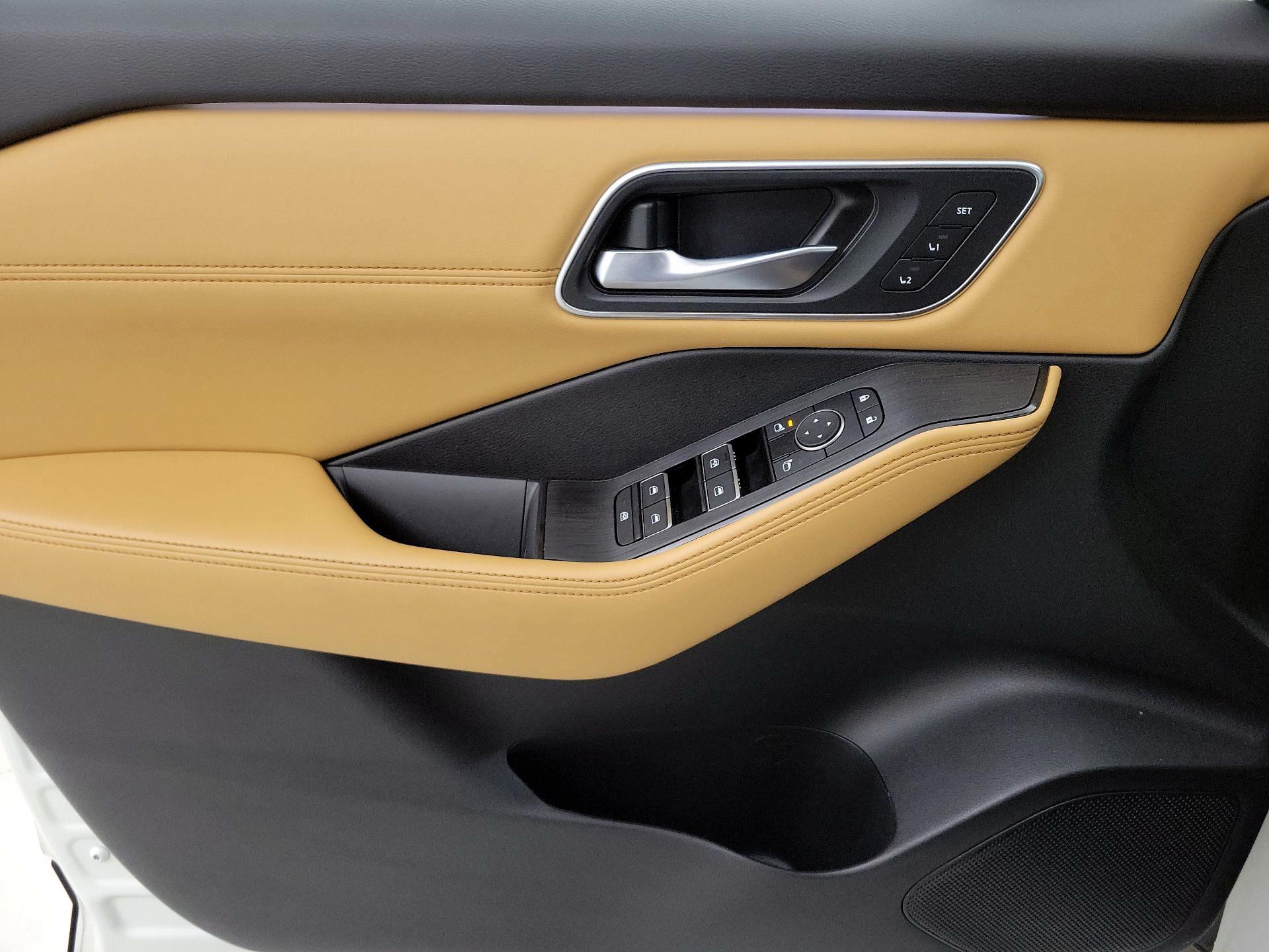 Thumbnail: 2023 Nissan Rogue - 10