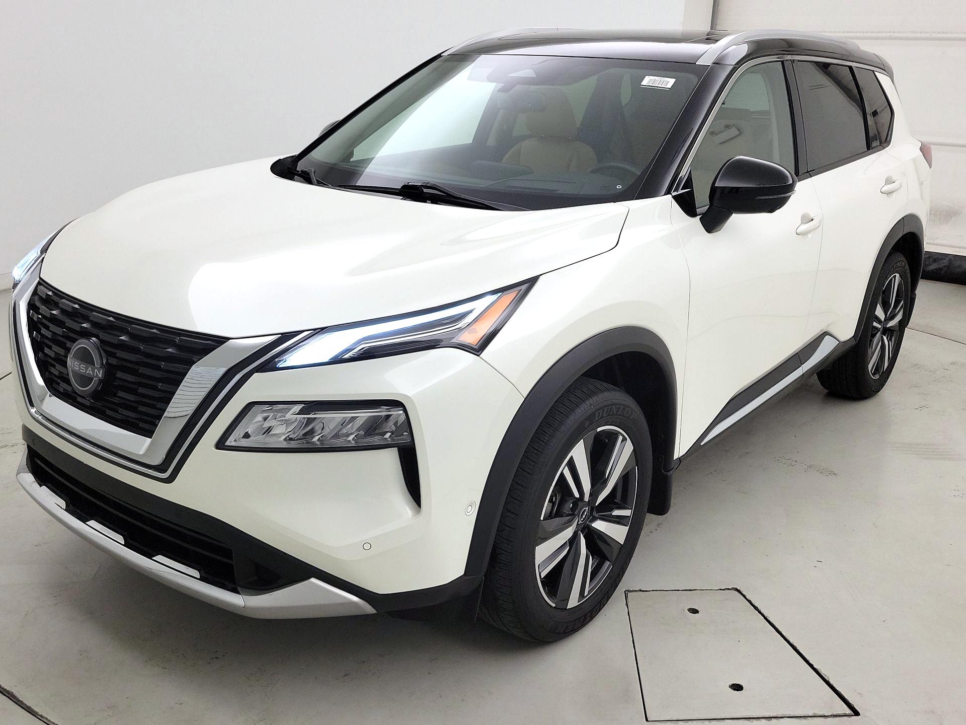 Thumbnail: 2023 Nissan Rogue - 3