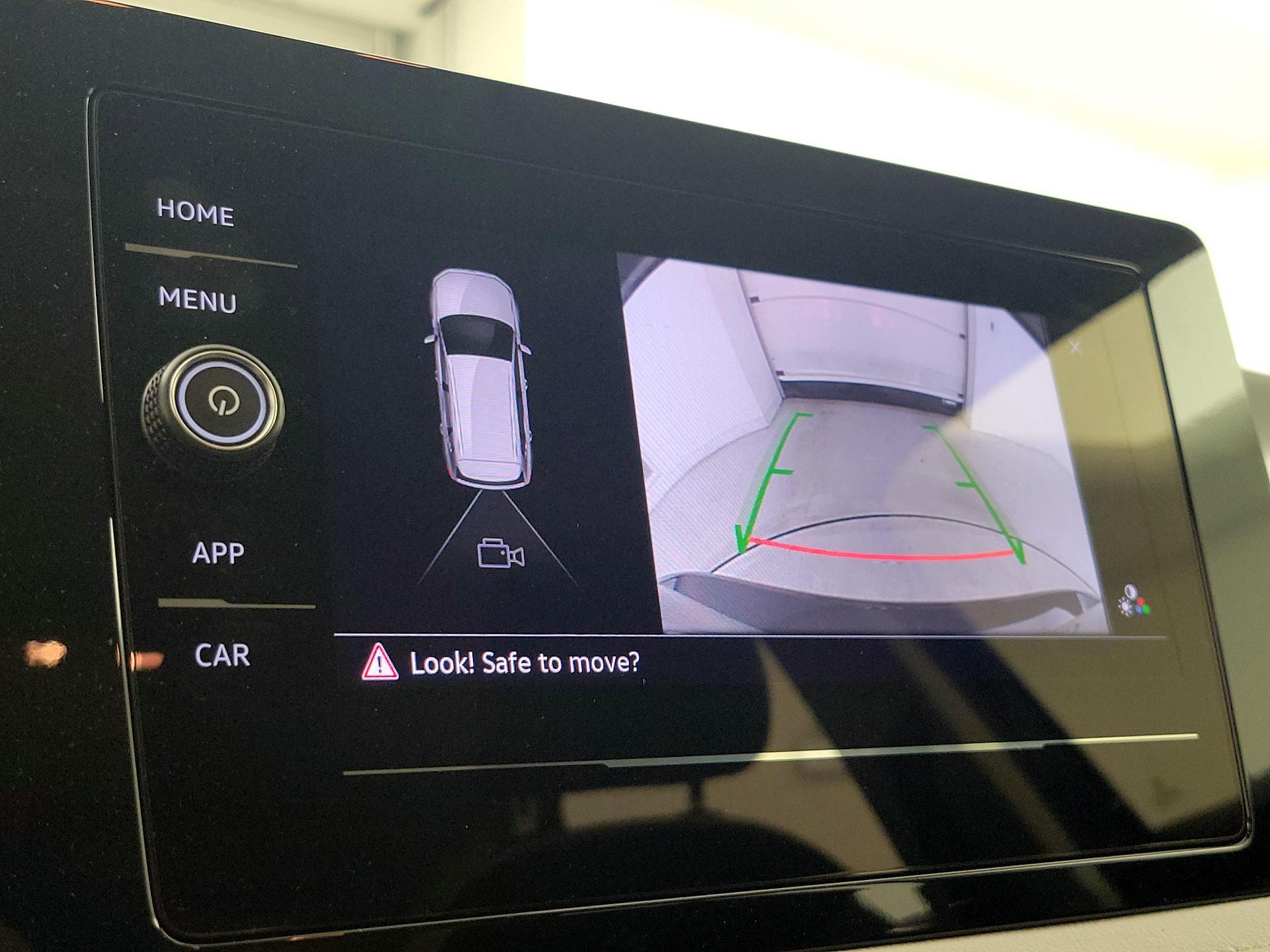 Thumbnail: 2025 Volkswagen Taos - 14