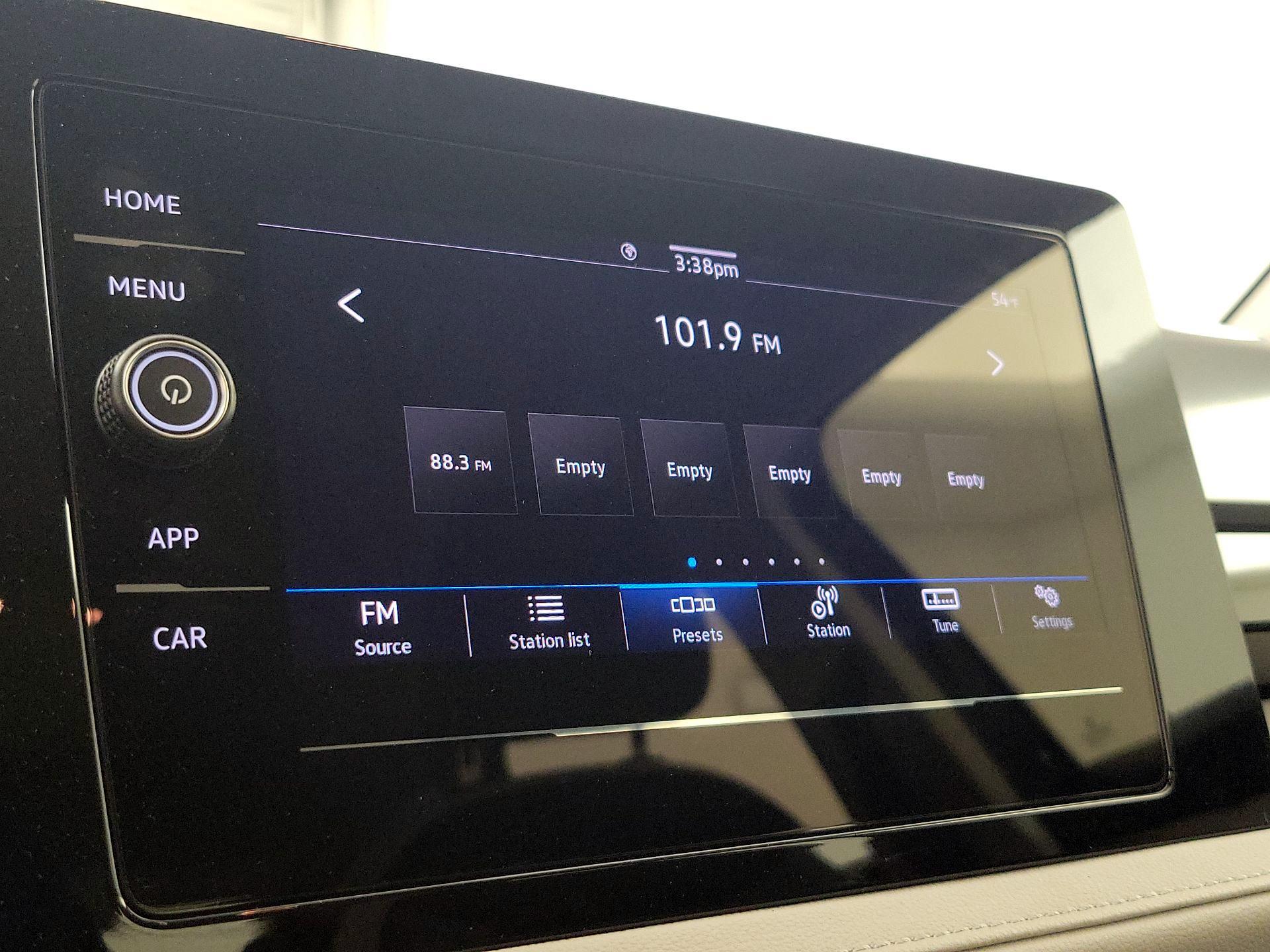 Thumbnail: 2025 Volkswagen Taos - 15