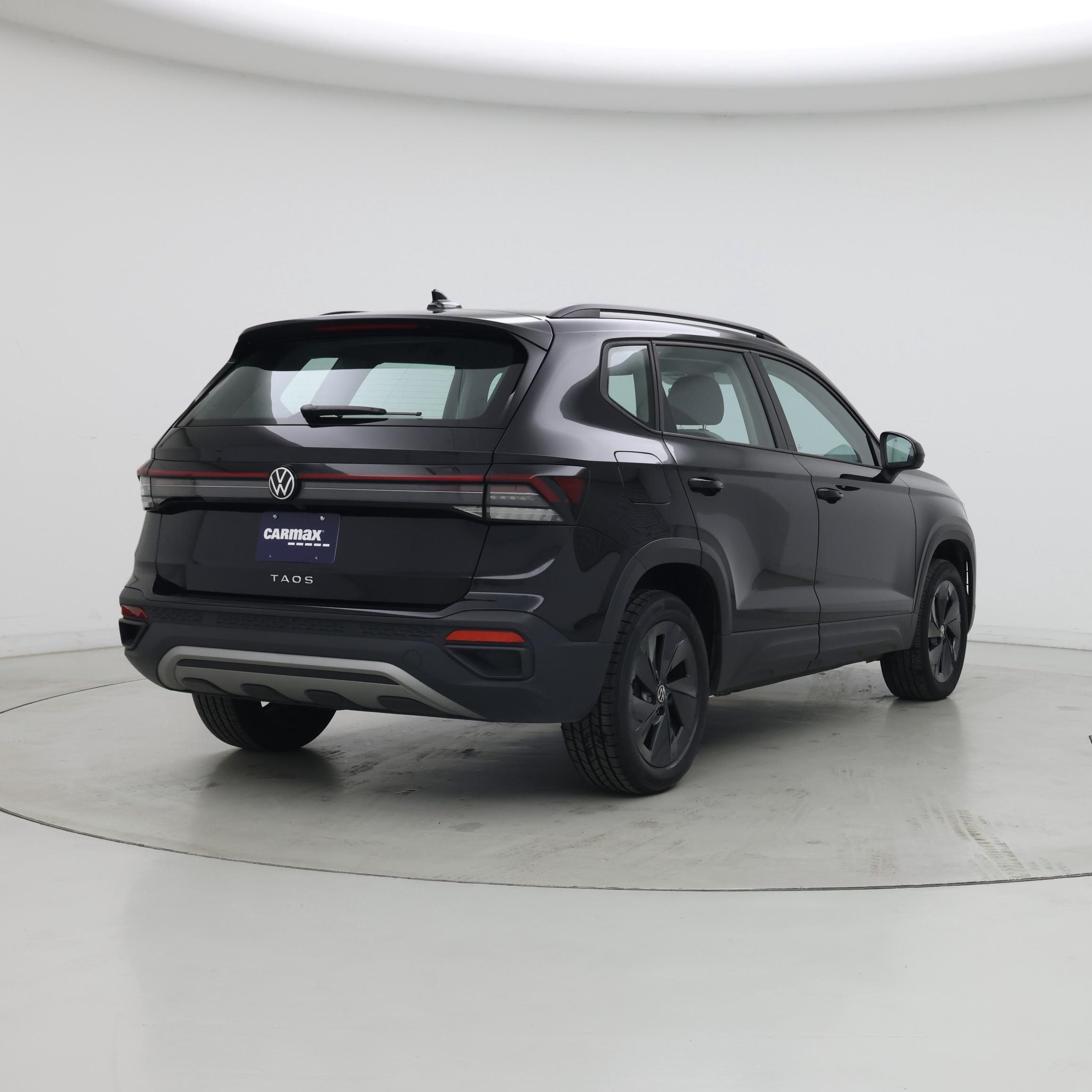 Thumbnail: 2025 Volkswagen Taos - 8