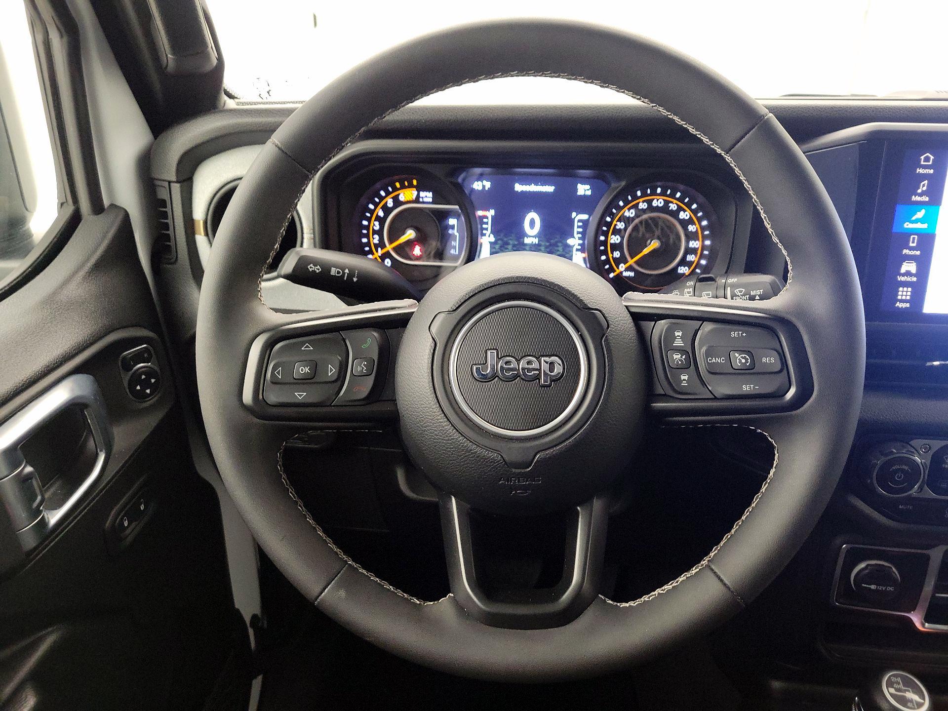 Thumbnail: 2025 Jeep Wrangler - 10