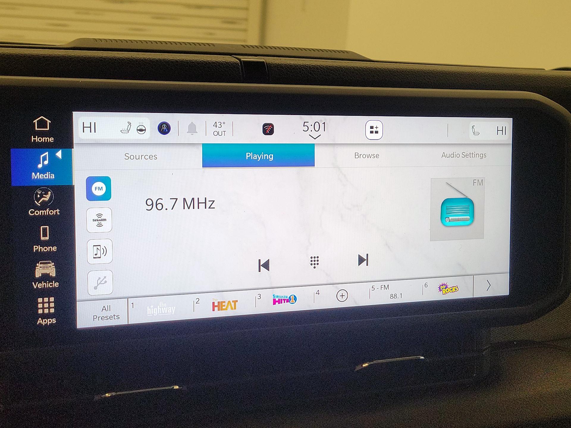 Thumbnail: 2025 Jeep Wrangler - 15