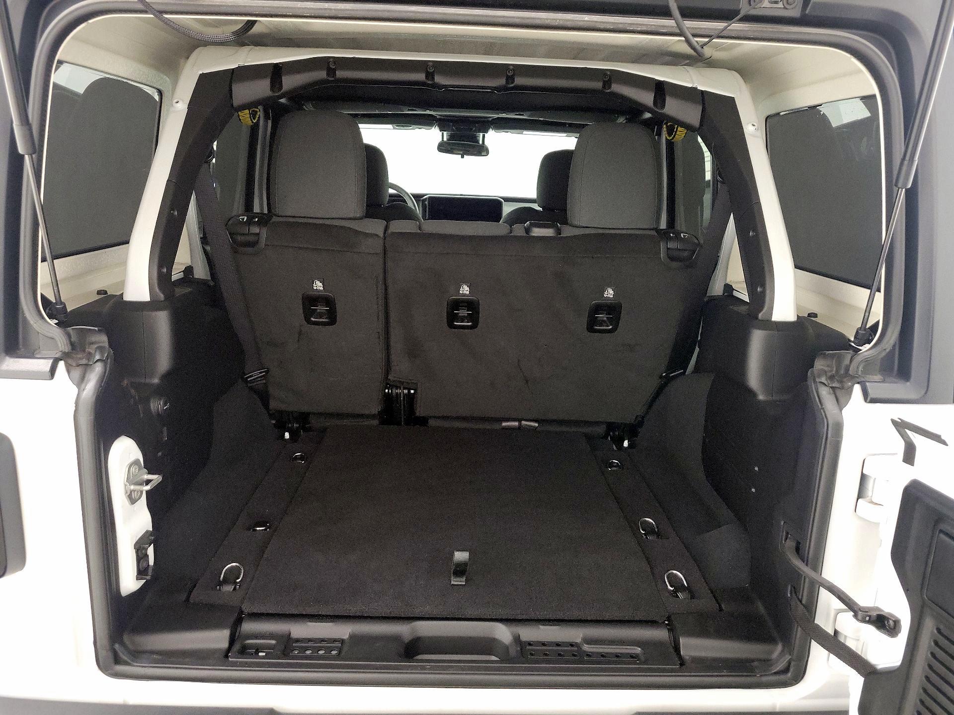 Thumbnail: 2025 Jeep Wrangler - 20