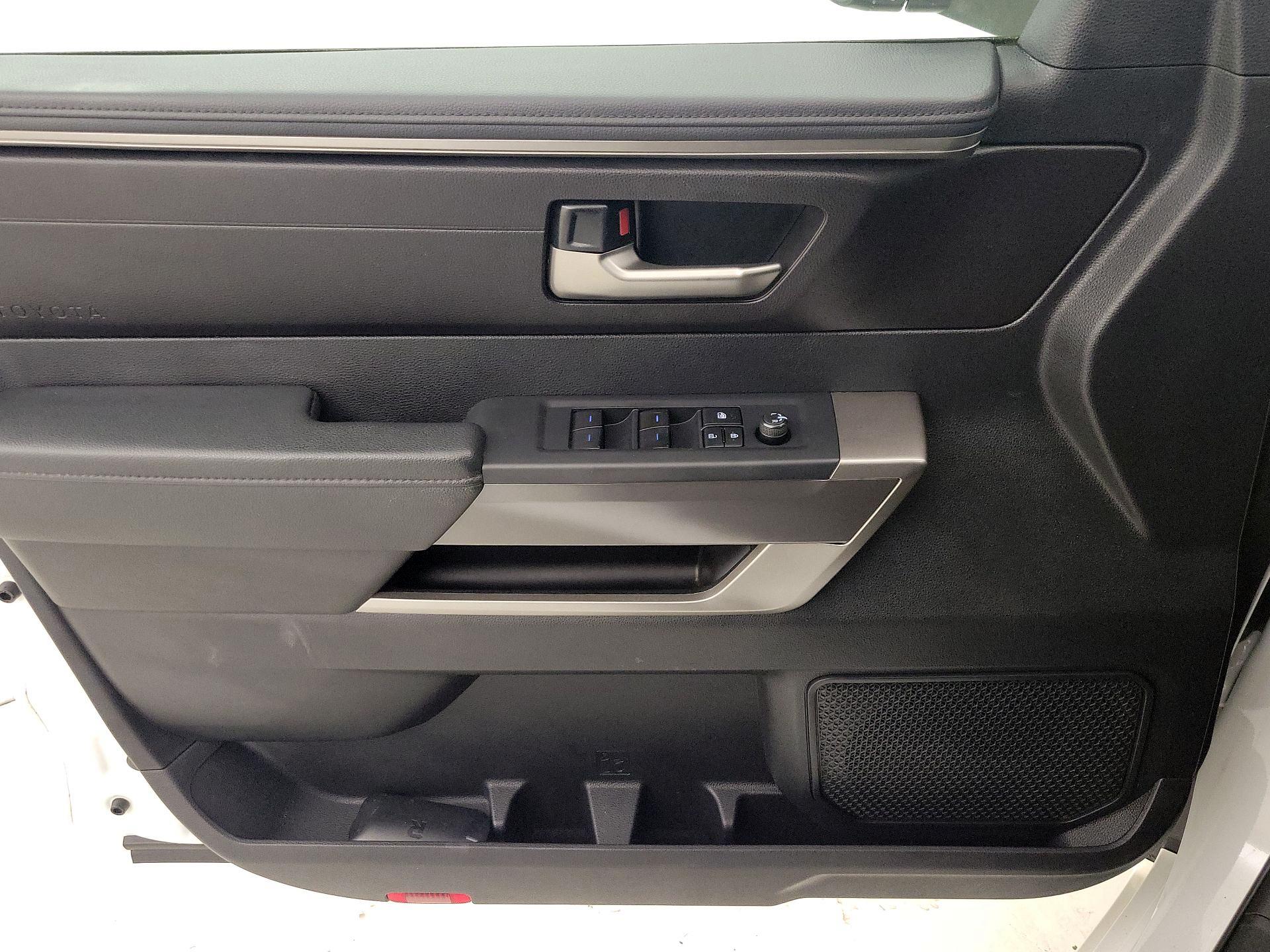 Thumbnail: 2022 Toyota Tundra - 12