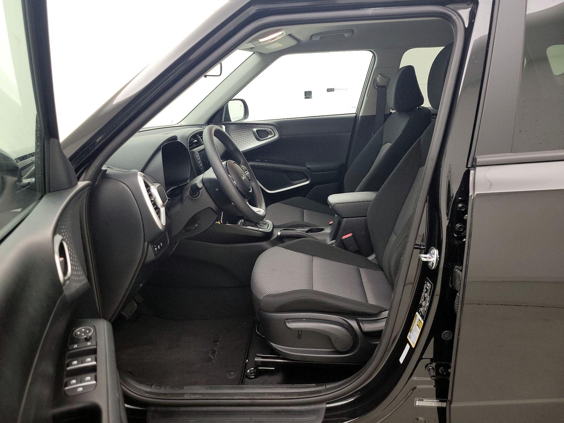 Thumbnail: 2025 Kia Soul - 11