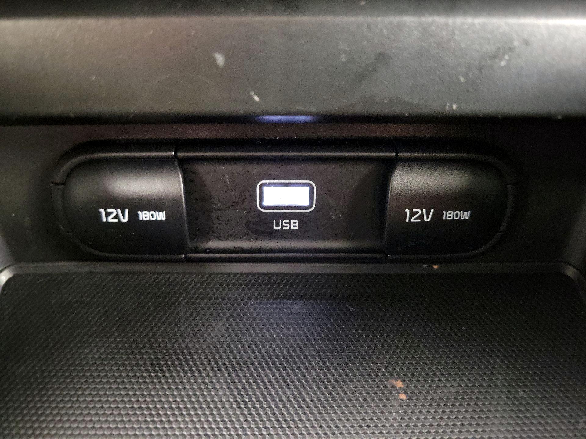 Thumbnail: 2025 Kia Soul - 18