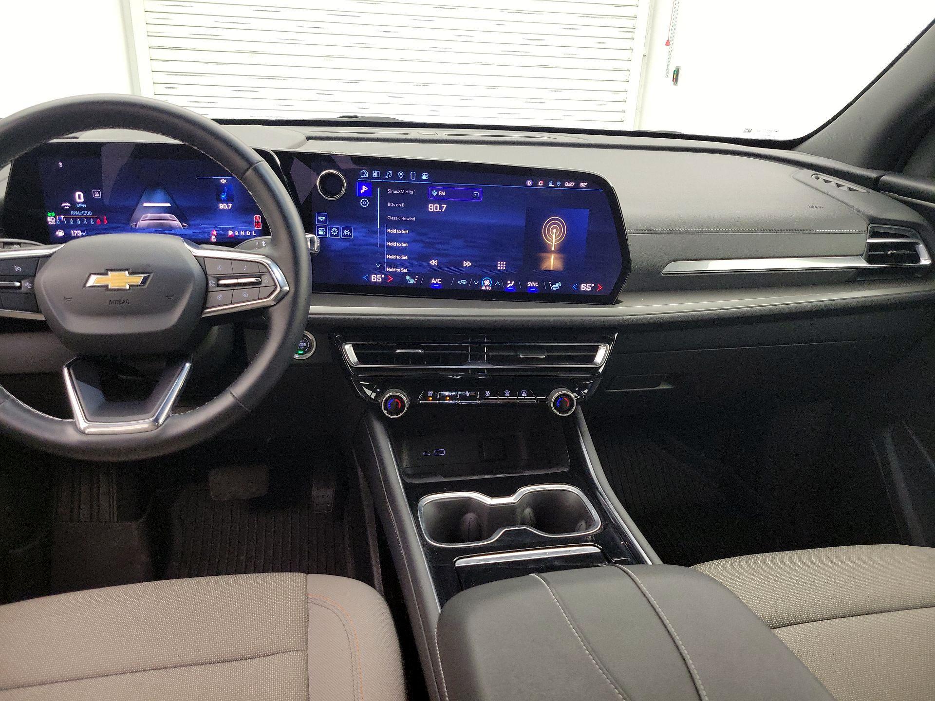 Thumbnail: 2024 Chevrolet Traverse - 9