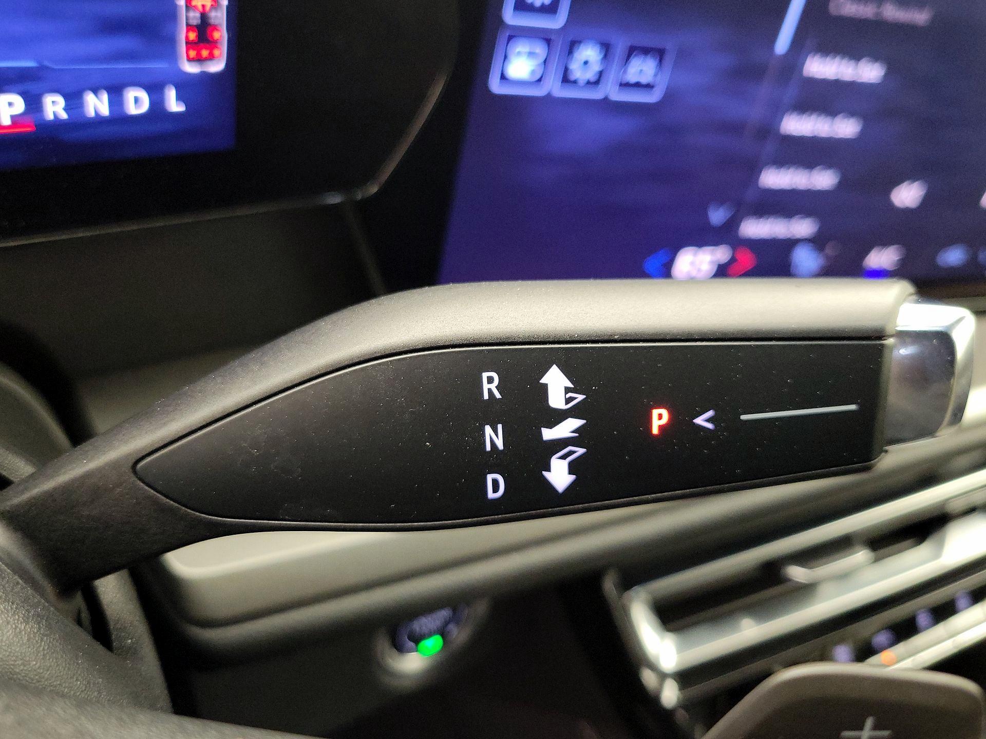 Thumbnail: 2024 Chevrolet Traverse - 17