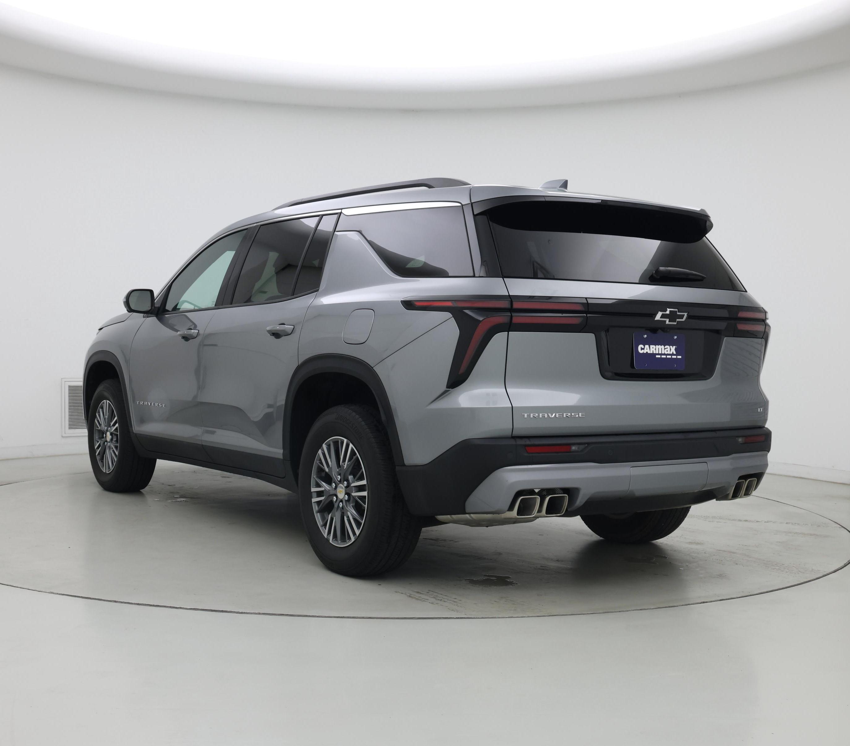 Thumbnail: 2024 Chevrolet Traverse - 2