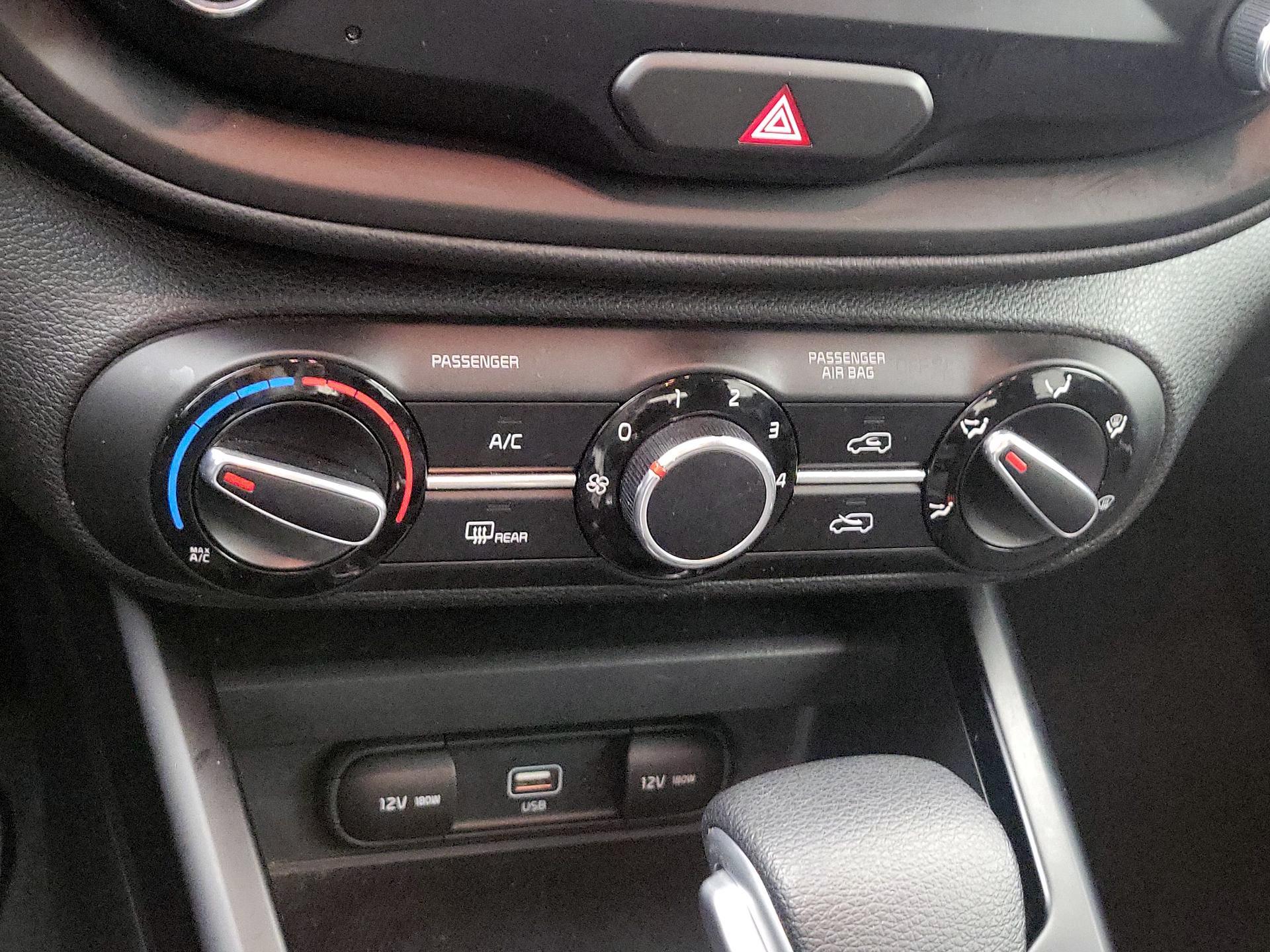 Thumbnail: 2020 Kia Soul - 16
