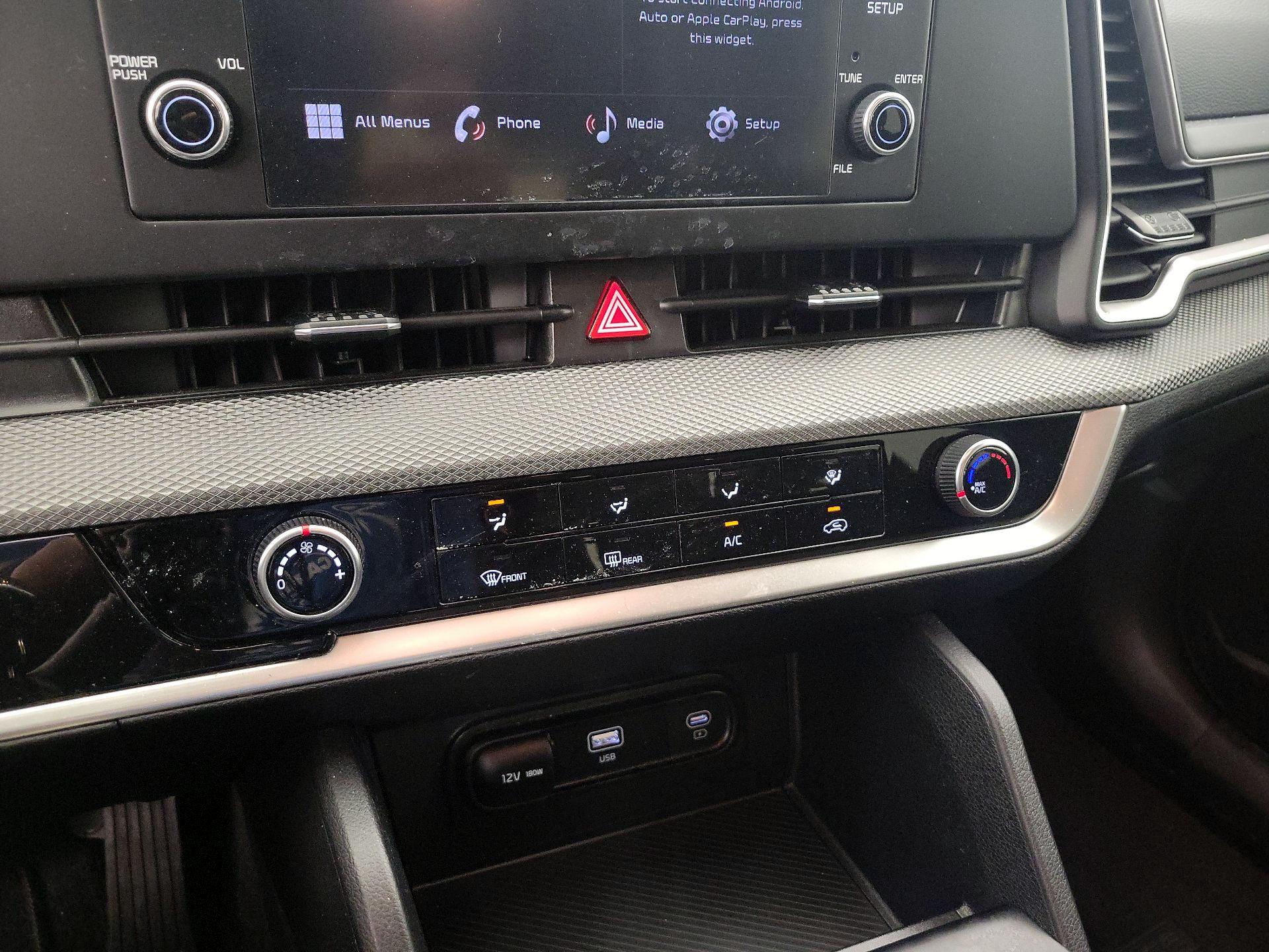 Thumbnail: 2023 Kia Sportage - 16