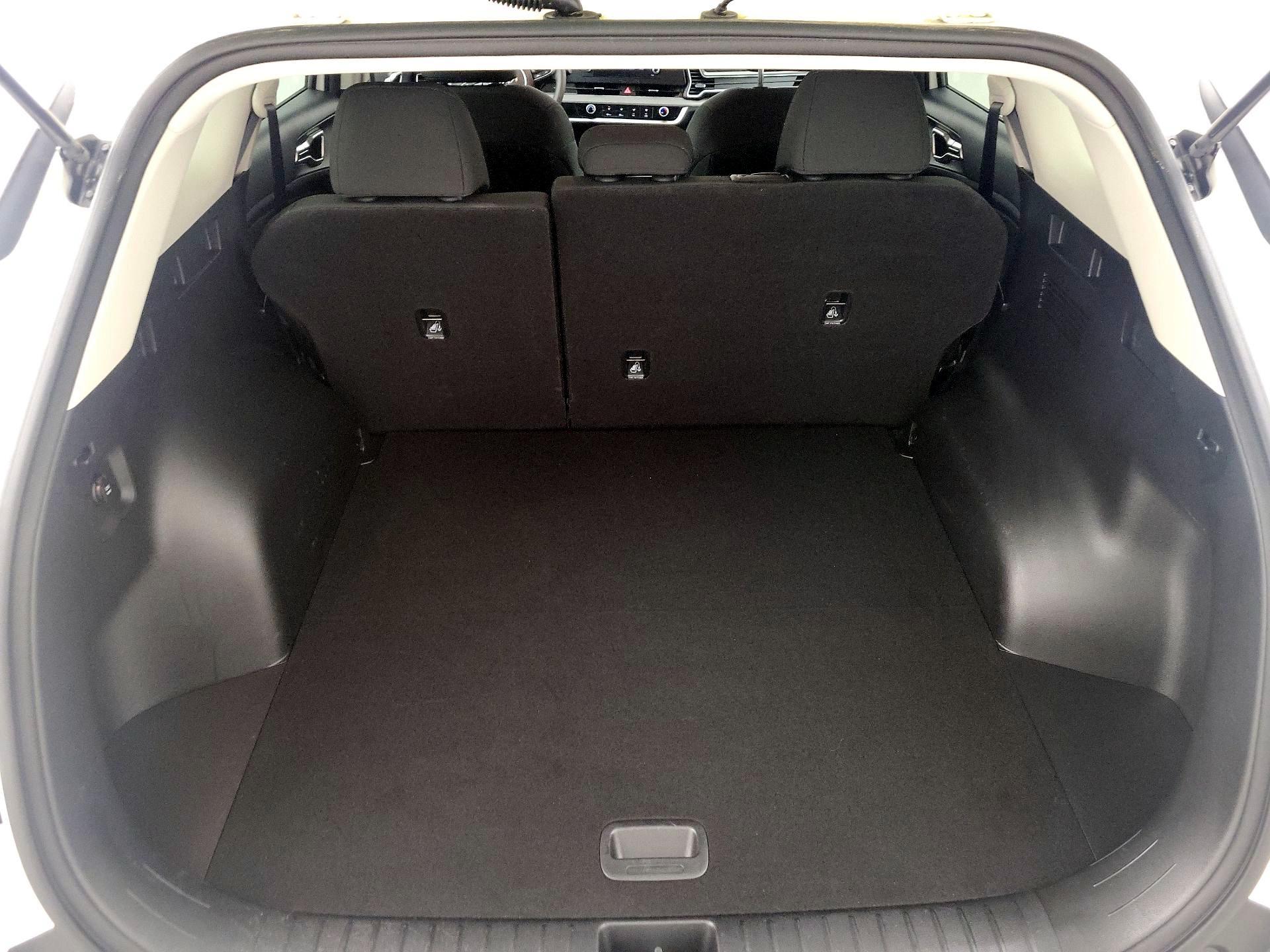 Thumbnail: 2023 Kia Sportage - 20