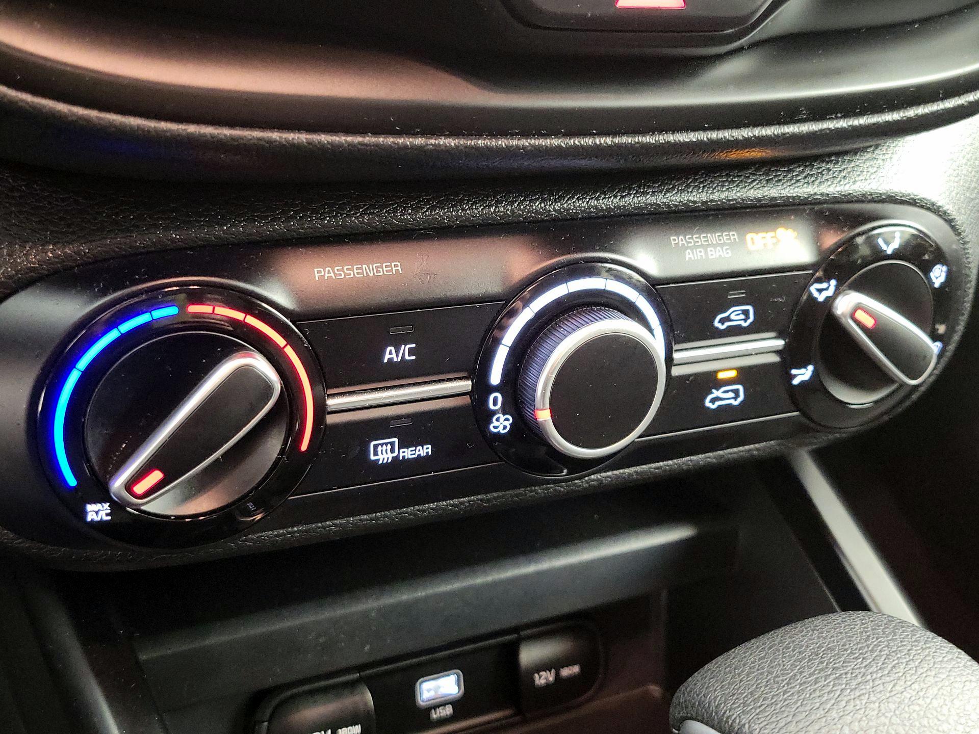 Thumbnail: 2025 Kia Soul - 16