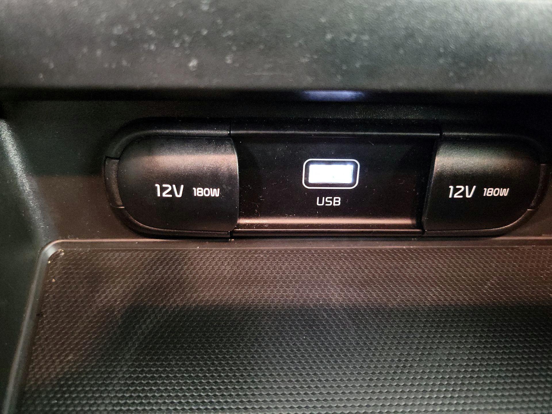 Thumbnail: 2025 Kia Soul - 18