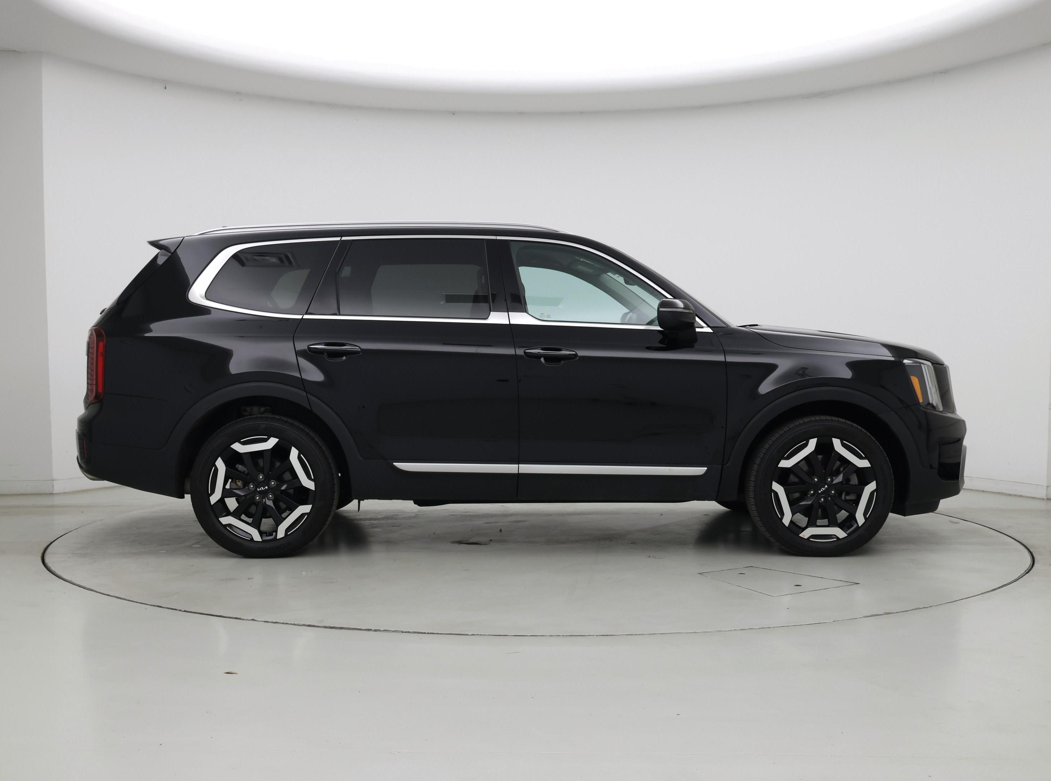 Thumbnail: 2023 Kia Telluride - 7