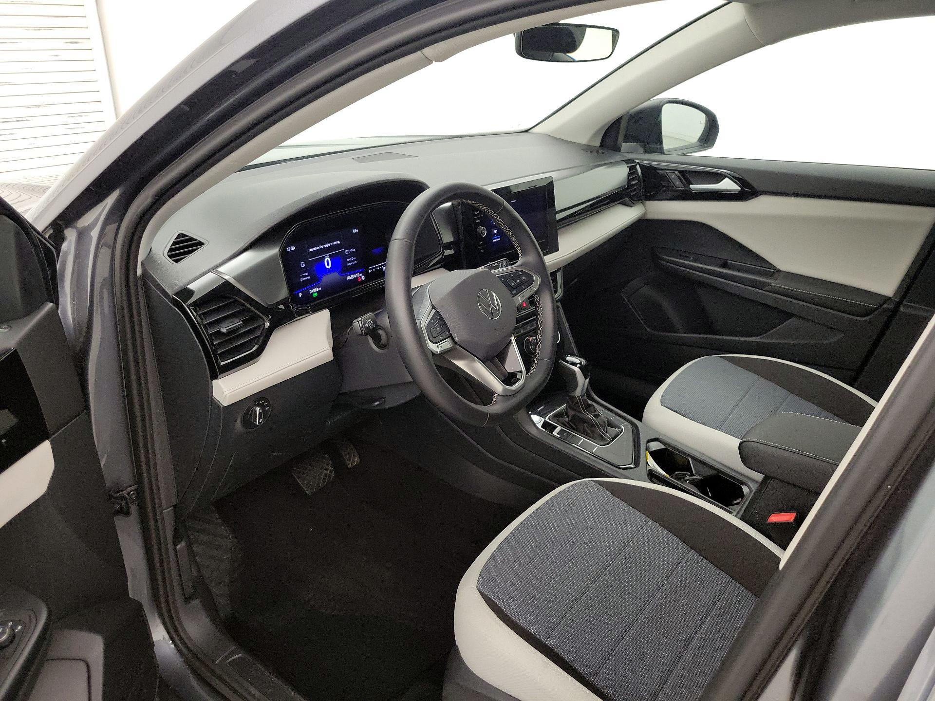 Thumbnail: 2025 Volkswagen Taos - 11