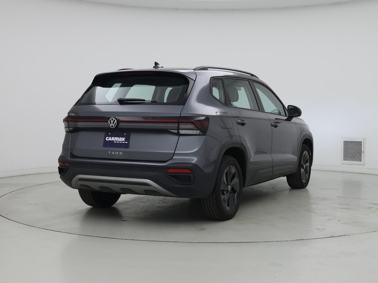2025 Volkswagen Taos S - Photo 9