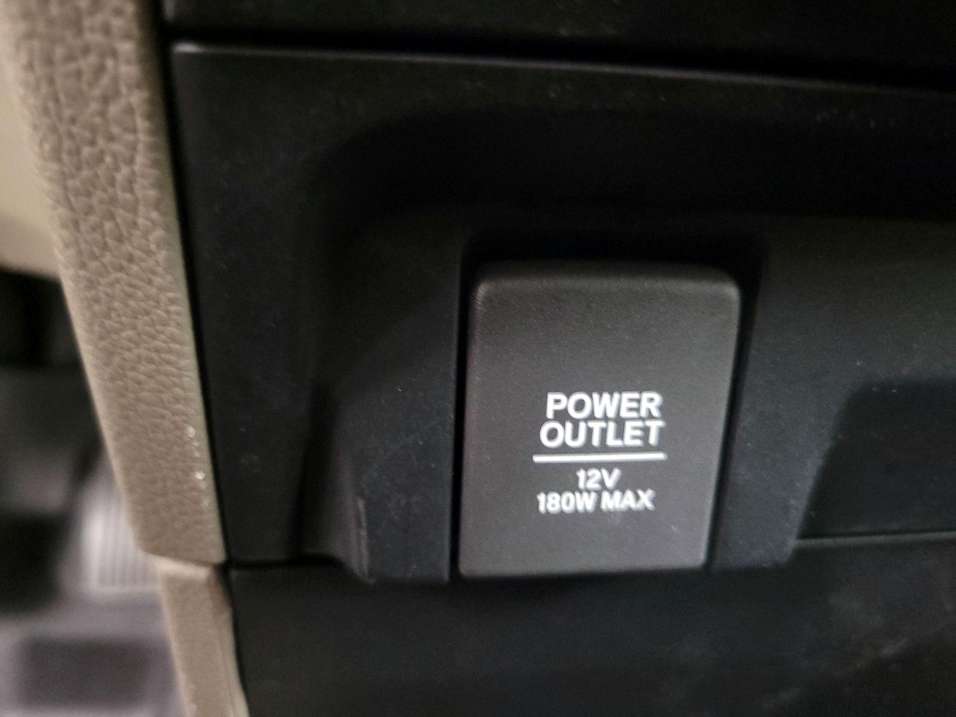 Thumbnail: 2018 Honda Odyssey - 18