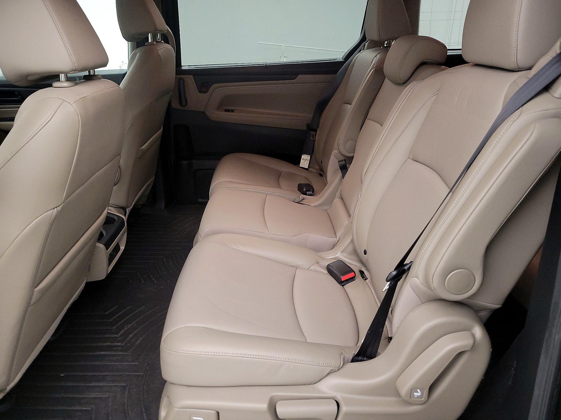 Thumbnail: 2018 Honda Odyssey - 20