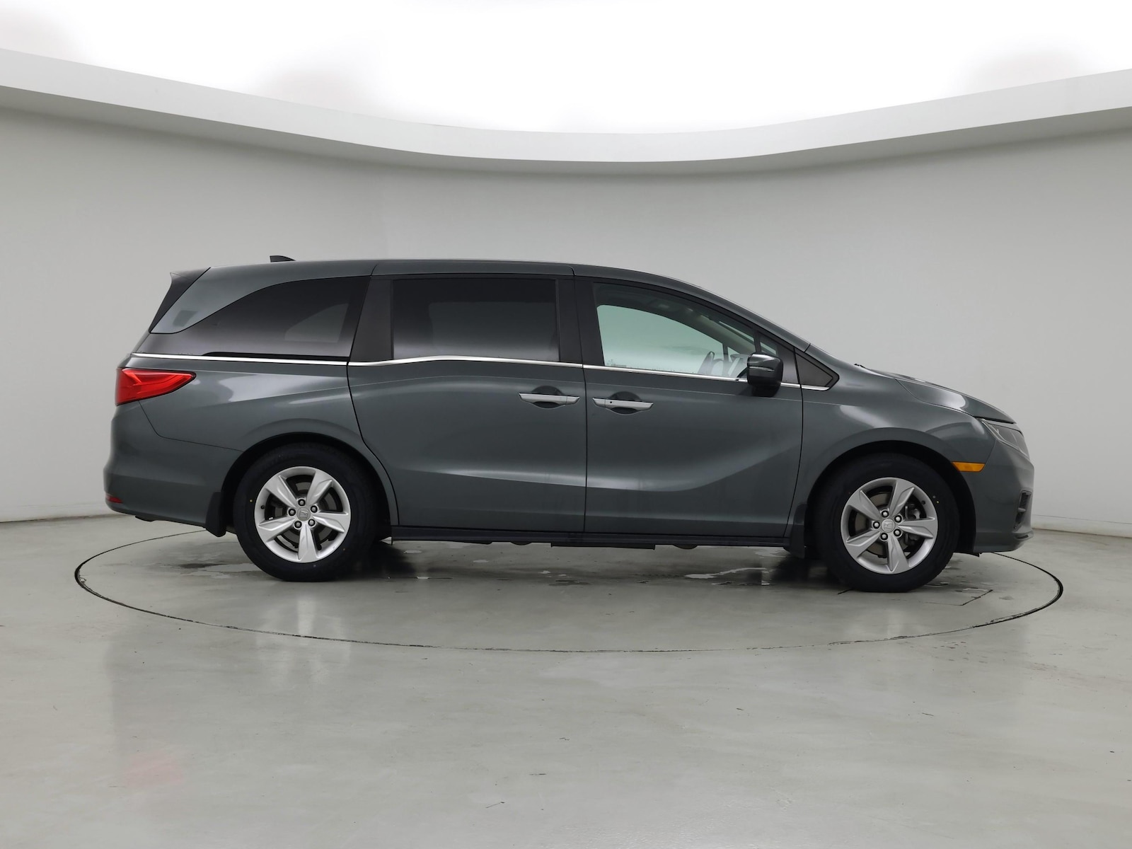 2018 Honda Odyssey EX-L - Photo 8