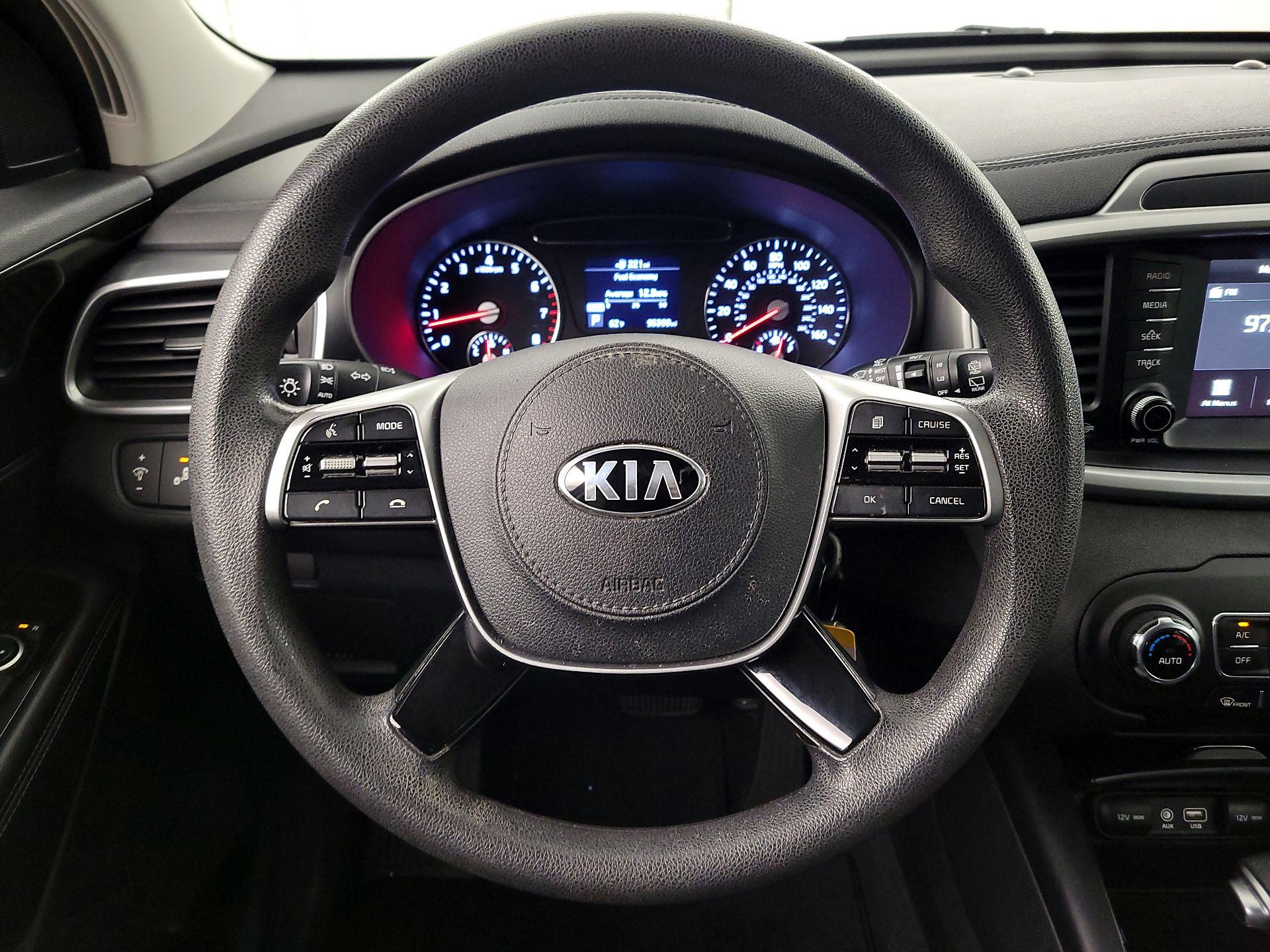 Thumbnail: 2019 Kia Sorento - 10