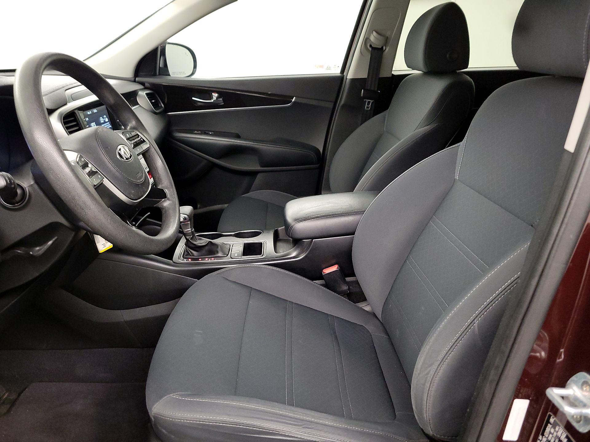 Thumbnail: 2019 Kia Sorento - 11