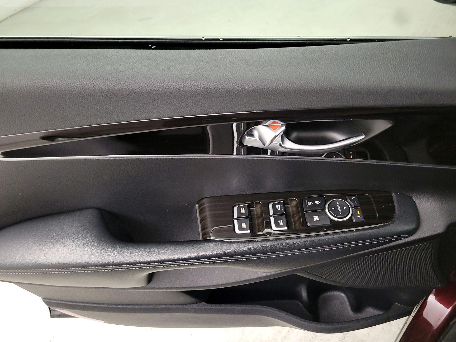 Thumbnail: 2019 Kia Sorento - 12