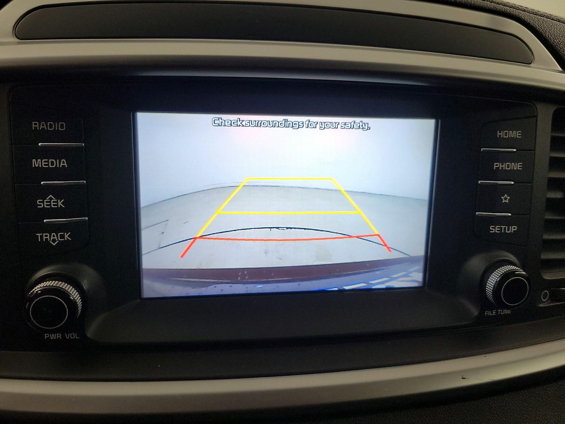 Thumbnail: 2019 Kia Sorento - 14