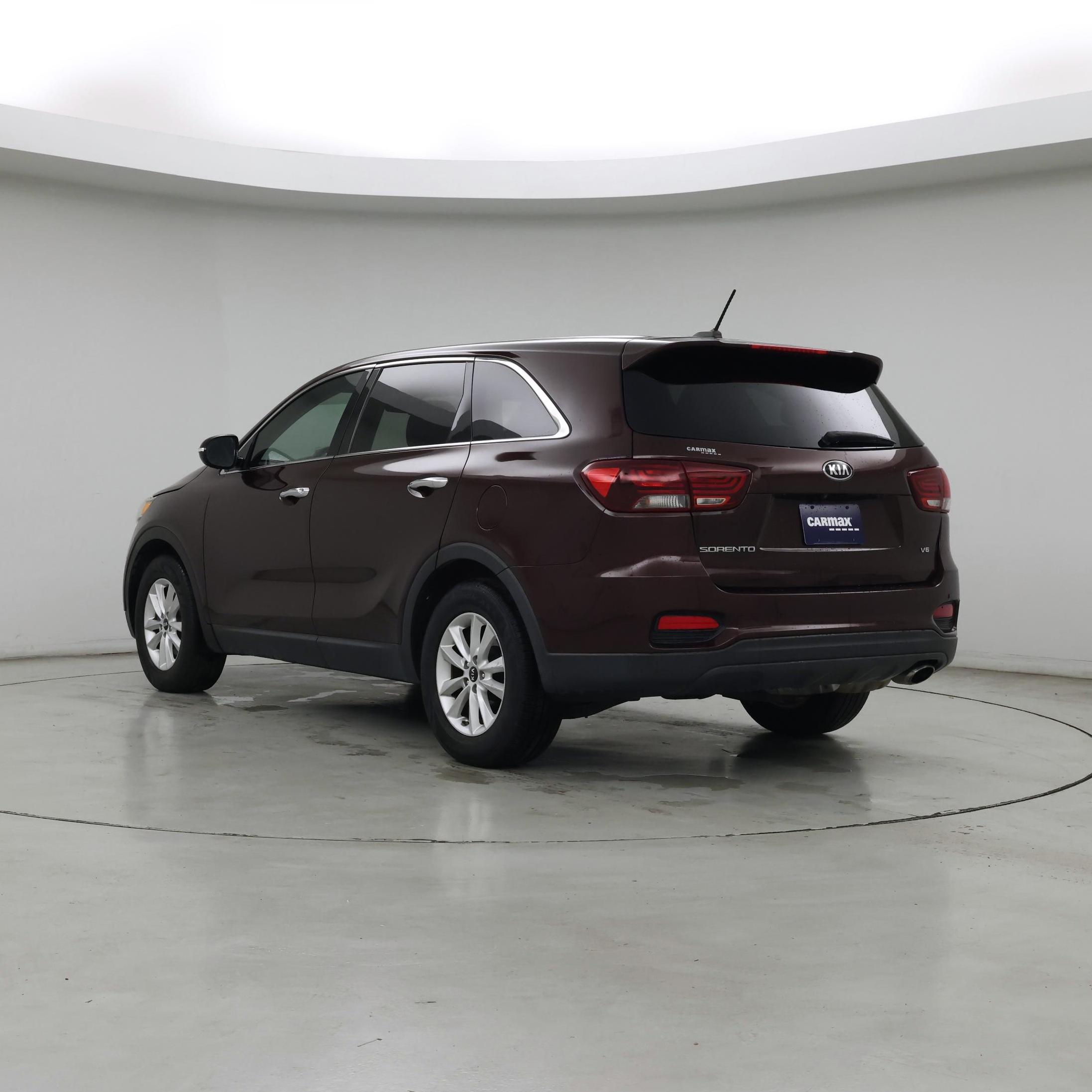 Thumbnail: 2019 Kia Sorento - 2