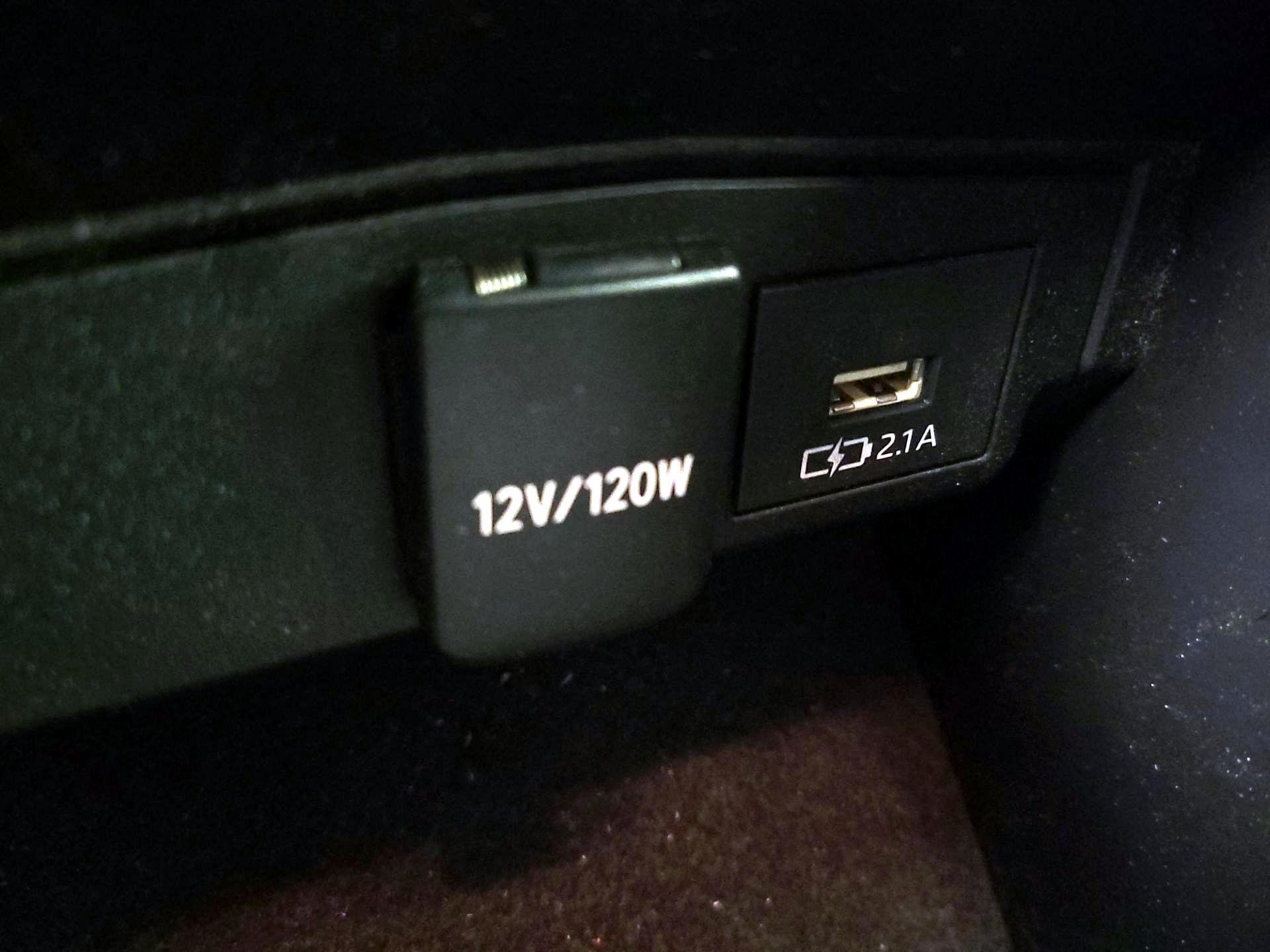 Thumbnail: 2020 Toyota Corolla - 18