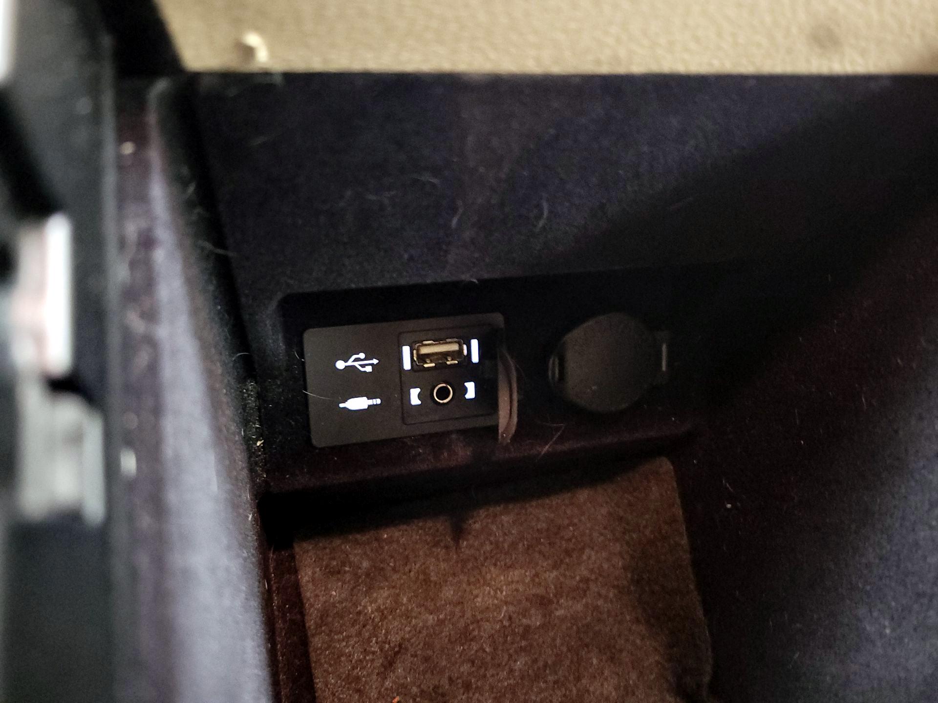 Thumbnail: 2014 Lexus ES - 17