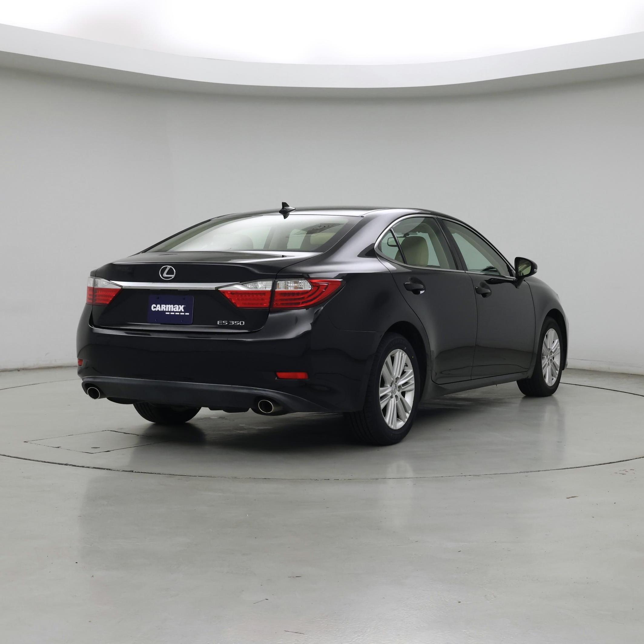 Thumbnail: 2014 Lexus ES - 8