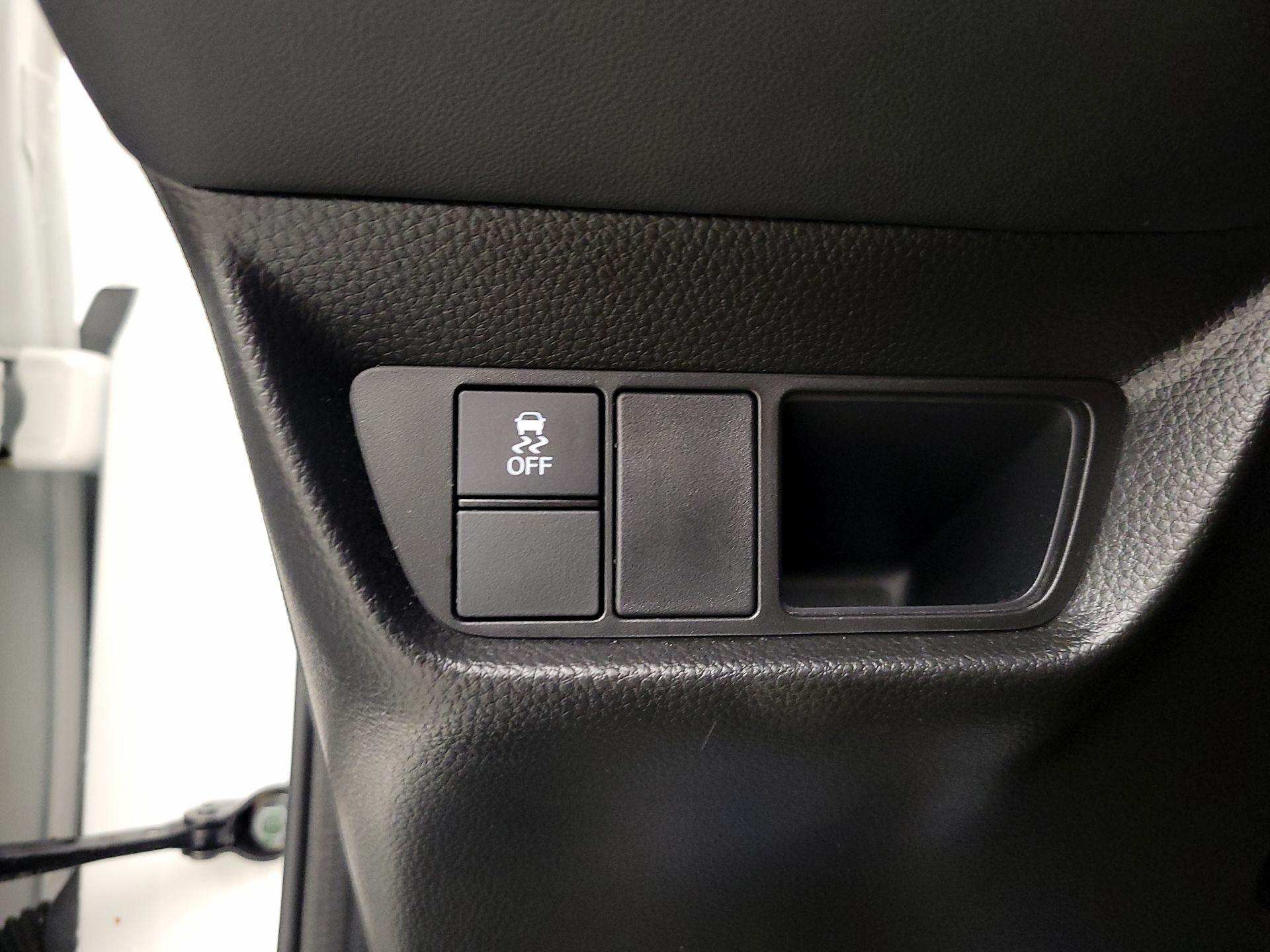 Thumbnail: 2025 Honda HR-V - 13